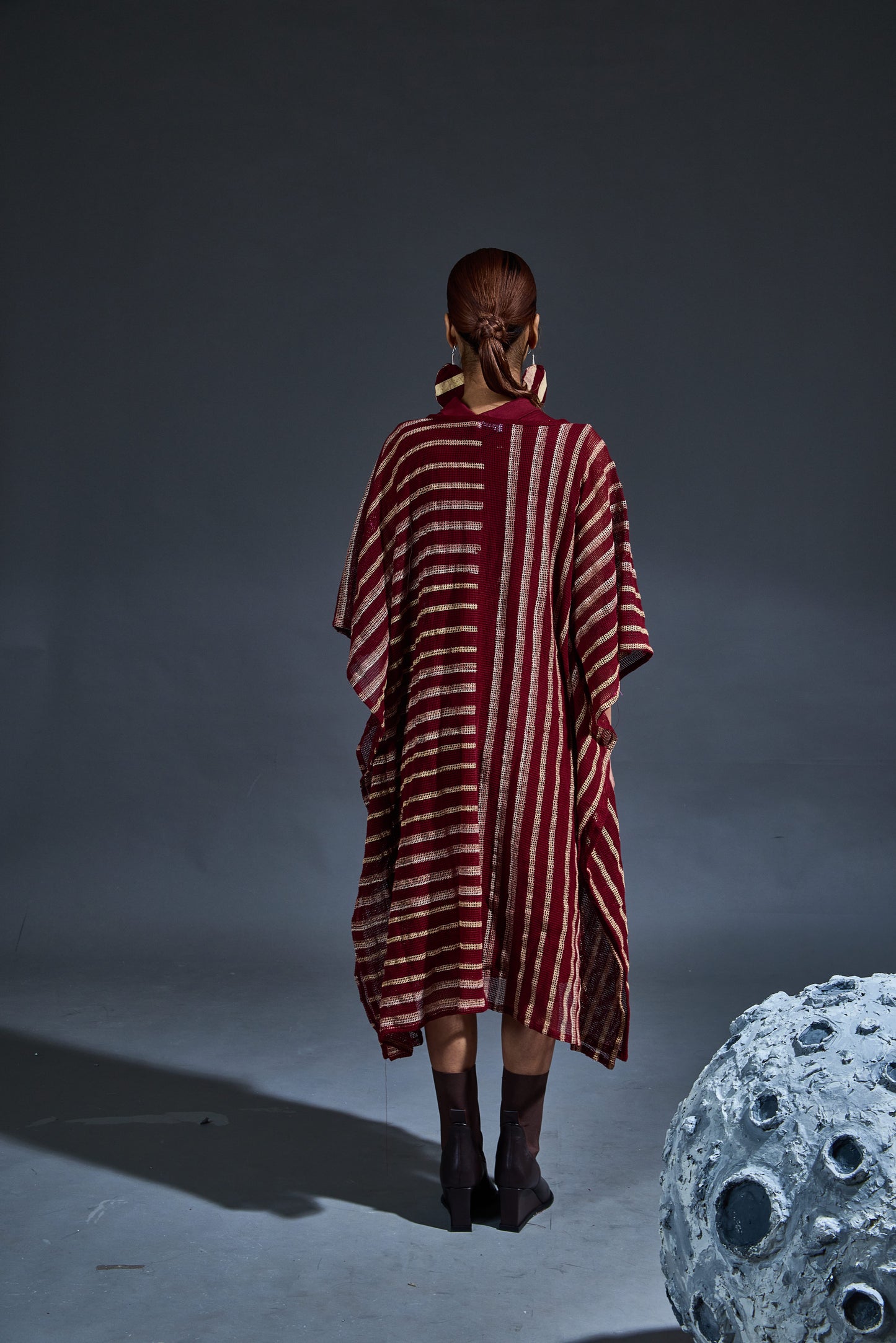 Crater Mesh Maroon Kaftan