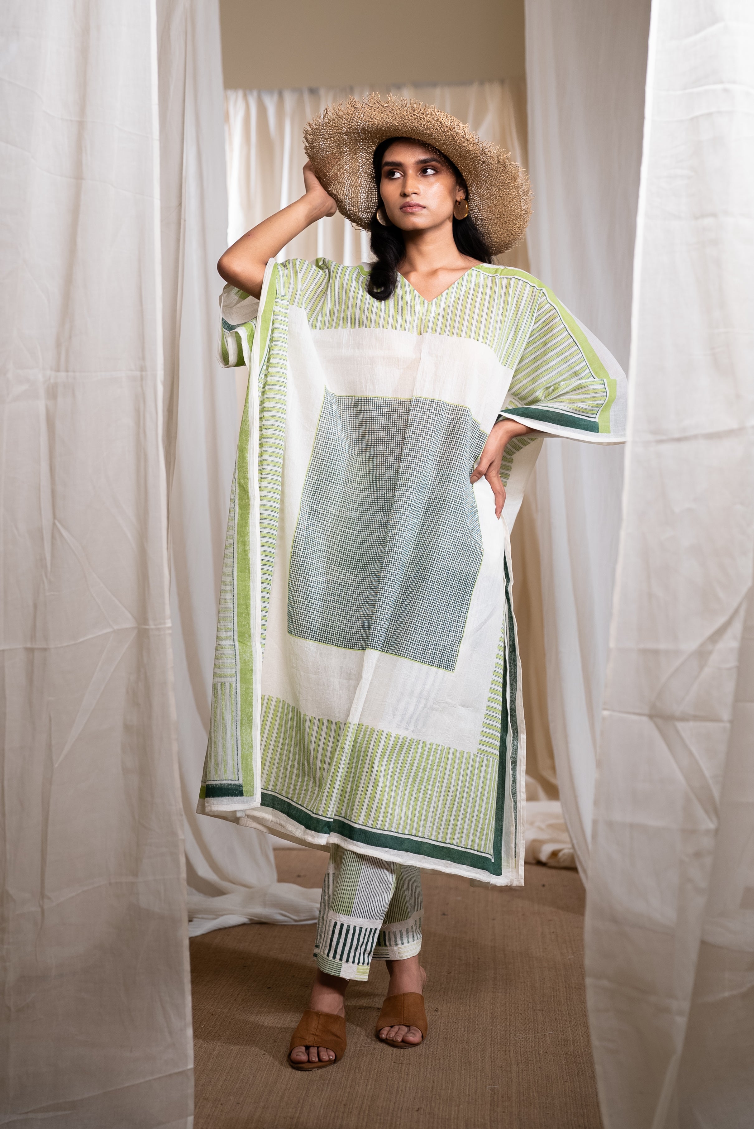 MARINA piano mul Kaftan with pants and Slip (Set of 3)