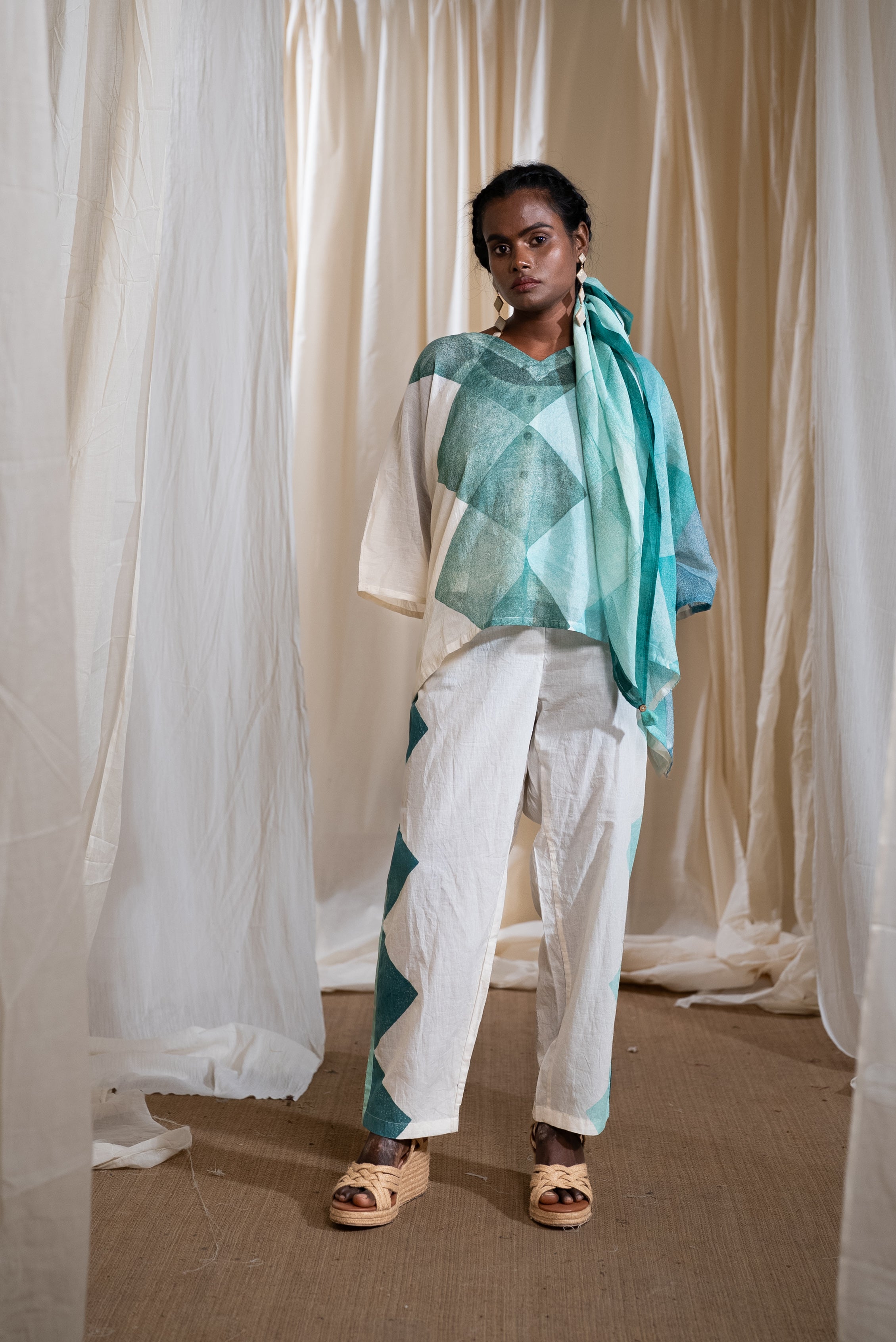 MARINA diamond Kaftan Co-ord  with scarf (Set of 3)