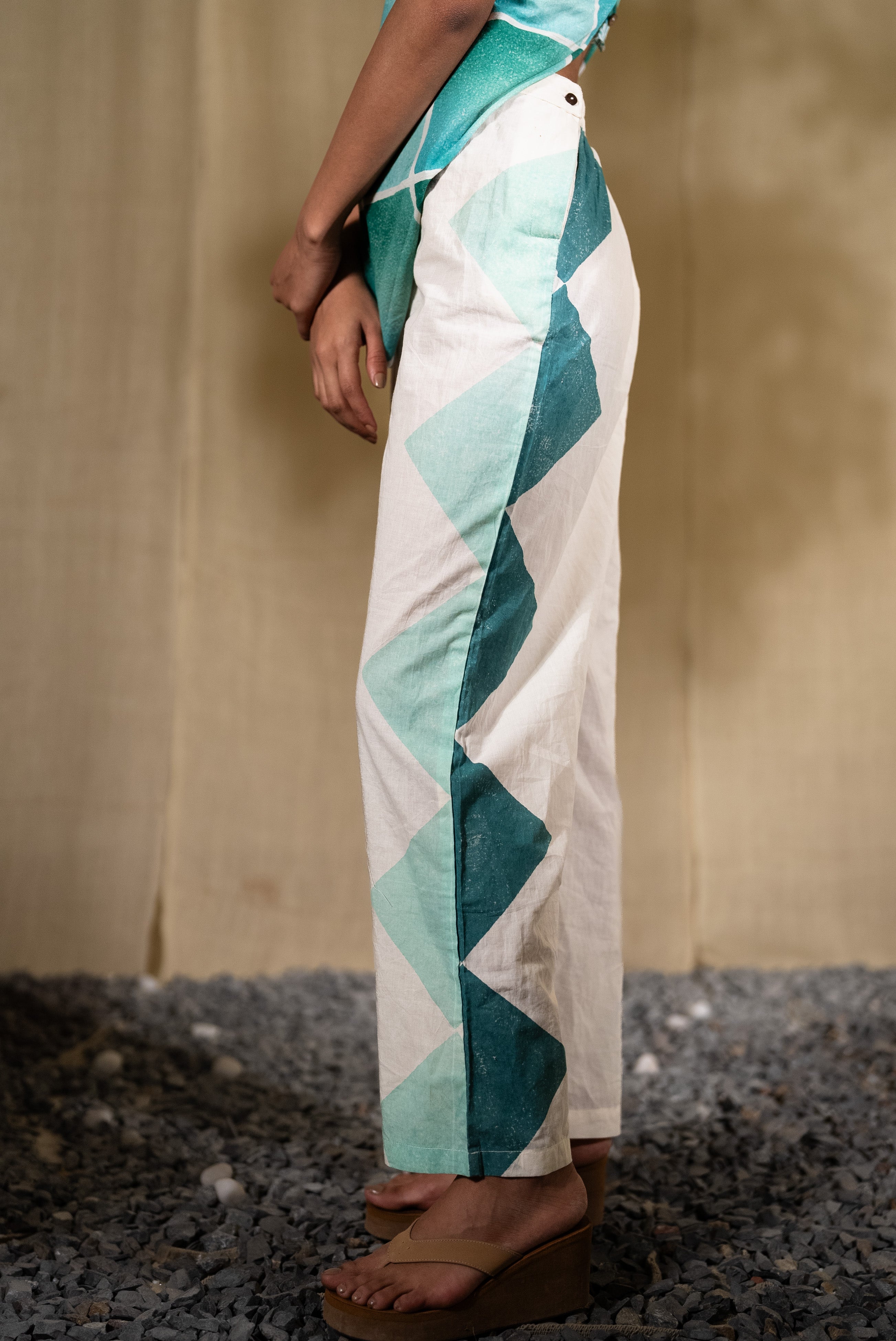 MARINA diamond Kaftan Co-ord  with scarf (Set of 3)