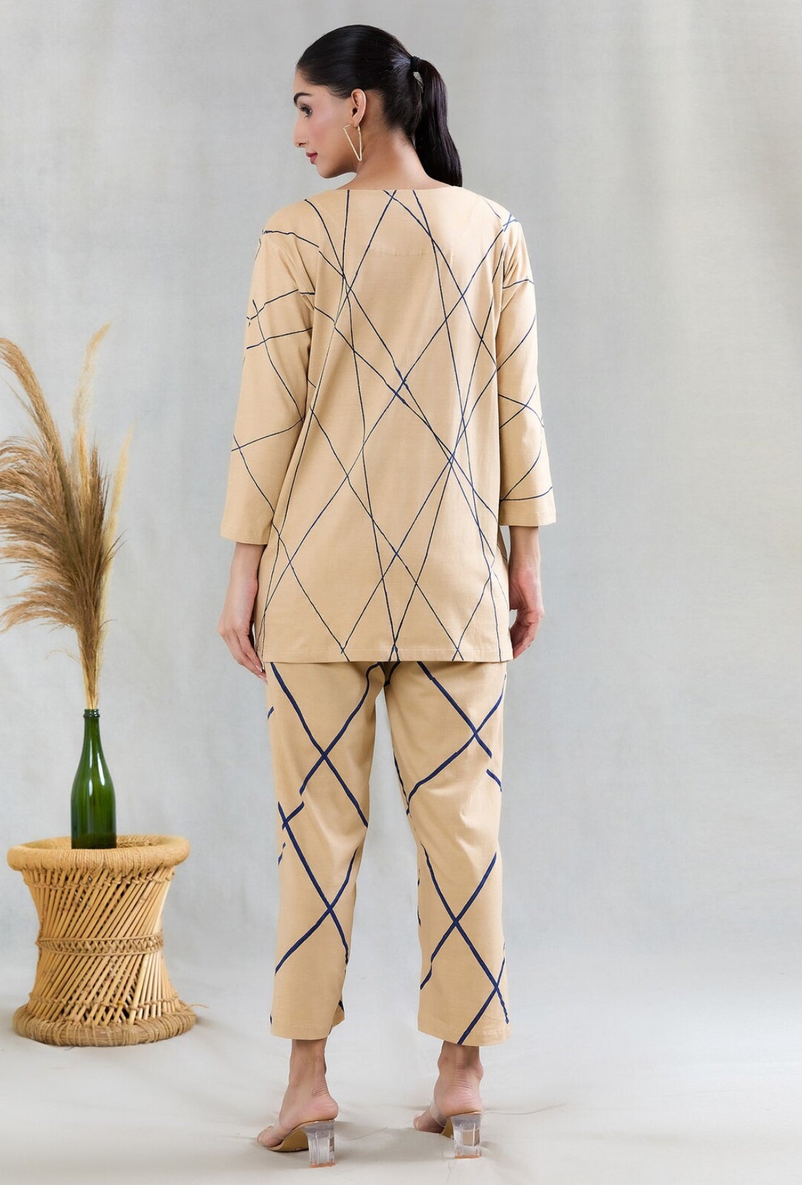 Crossroads Beige Strike Knit Coordinate