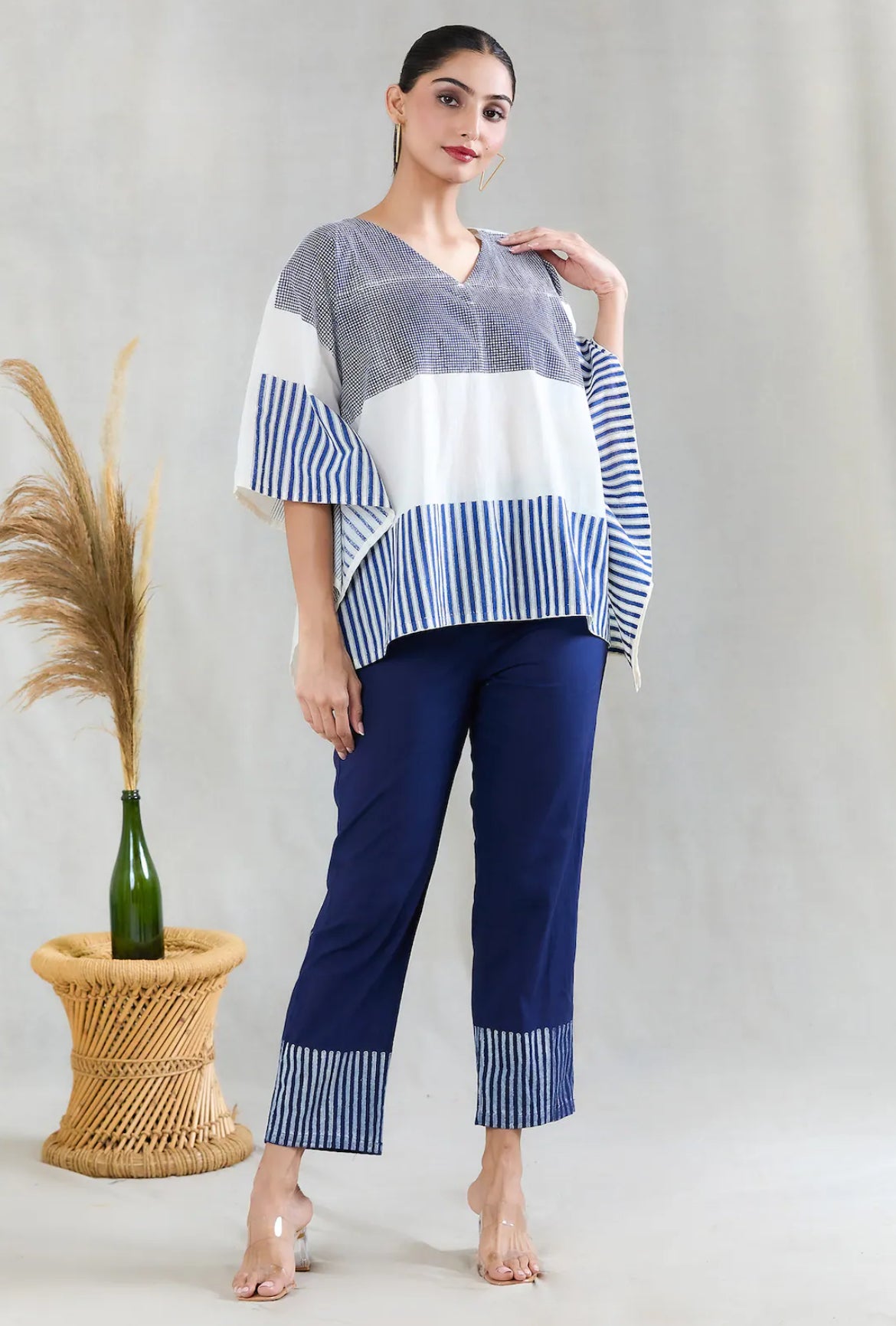 White and Navy Short Kaftan with Pants (Set of 2)