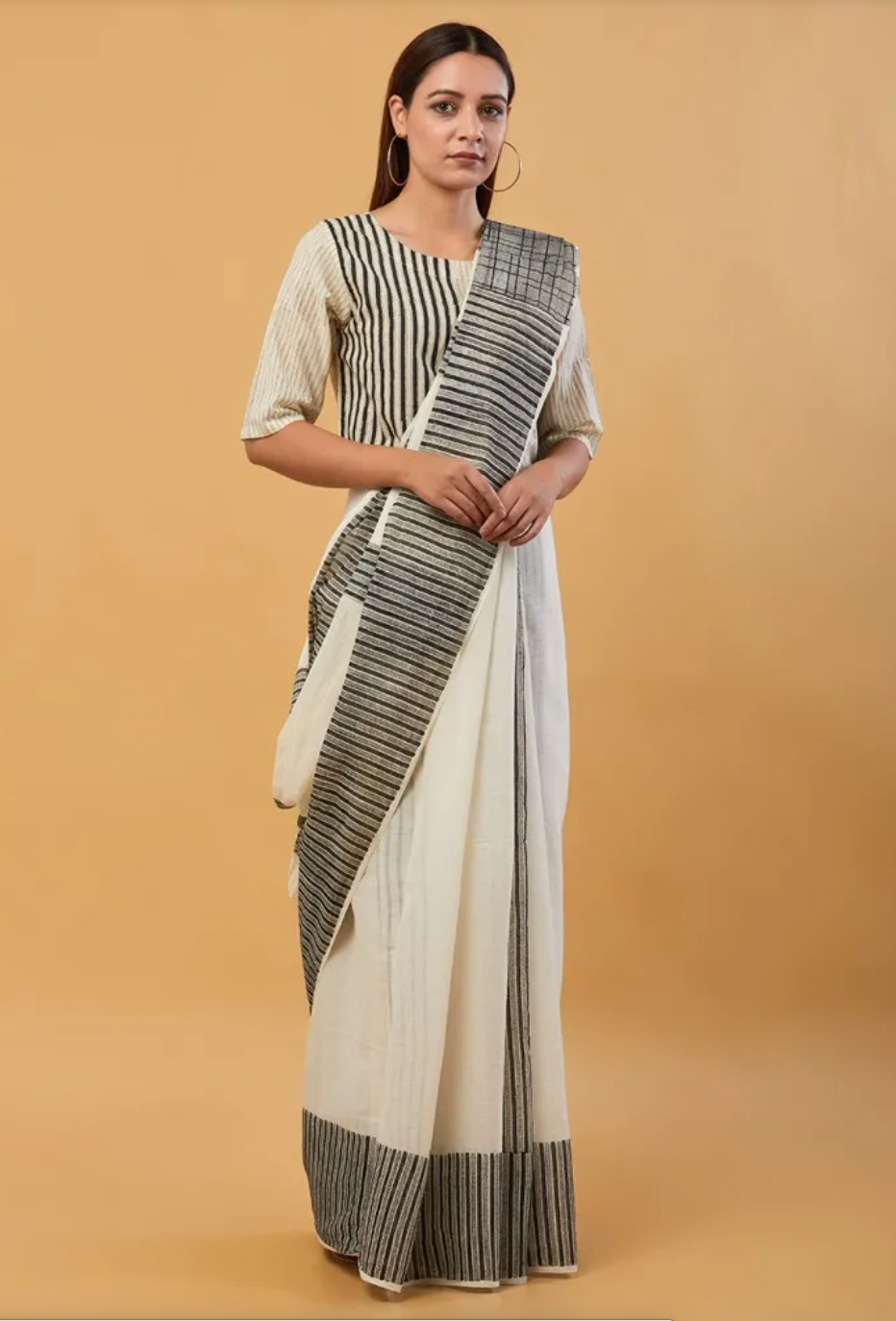 Monochrome Piano Saree with Blouse (Set of 2)
