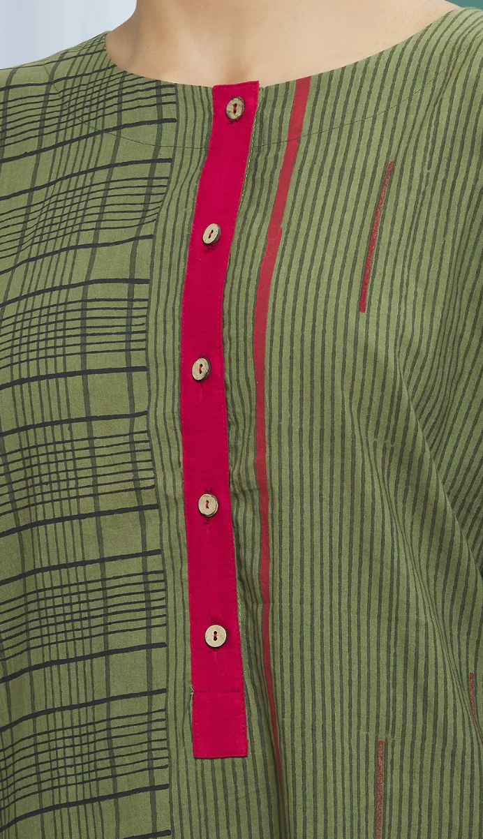 Olive And Maroon kurta with Geometric Print