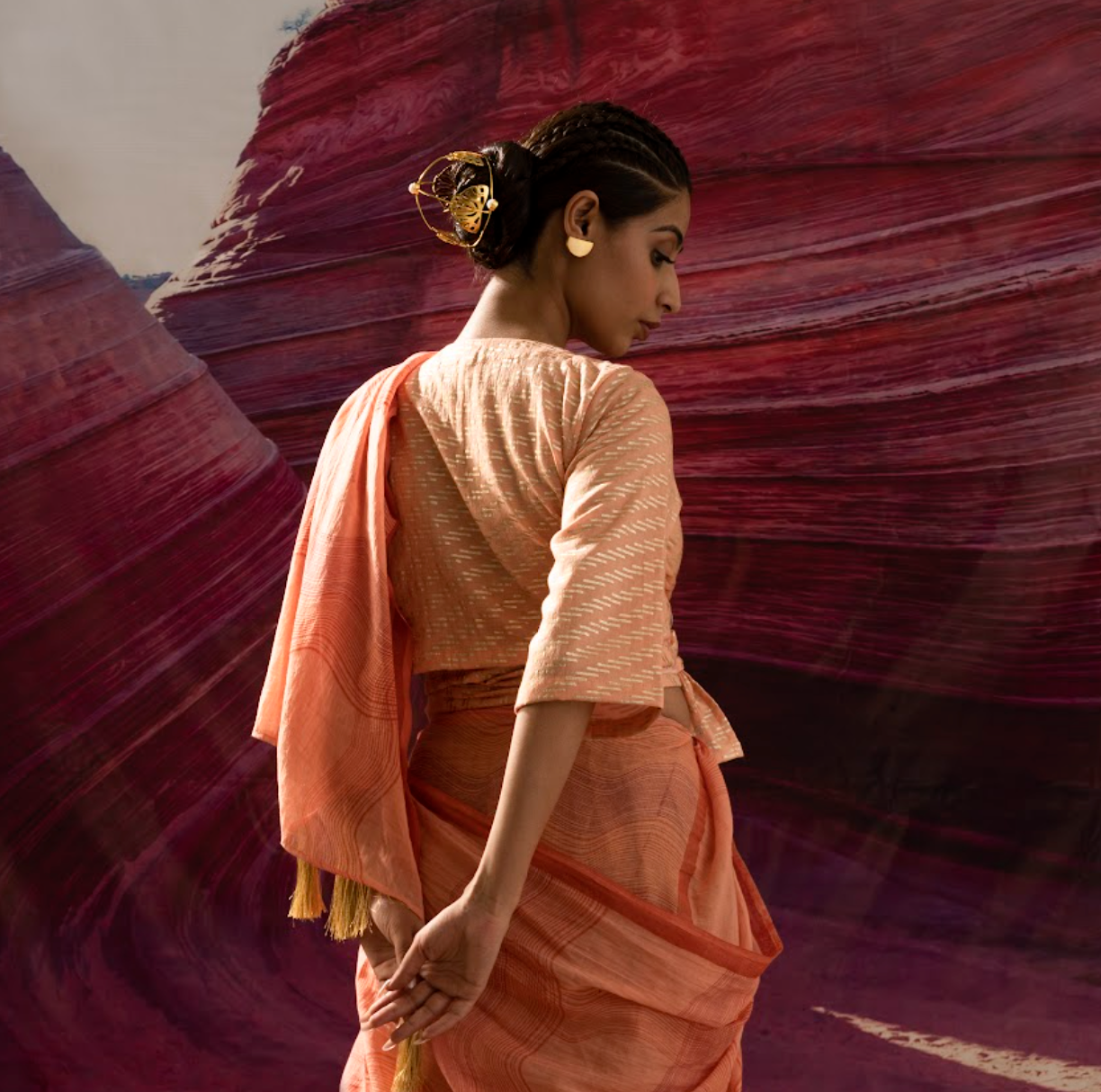 Aurum Wave Arizona Peach Saree and Blouse (Set of 2)