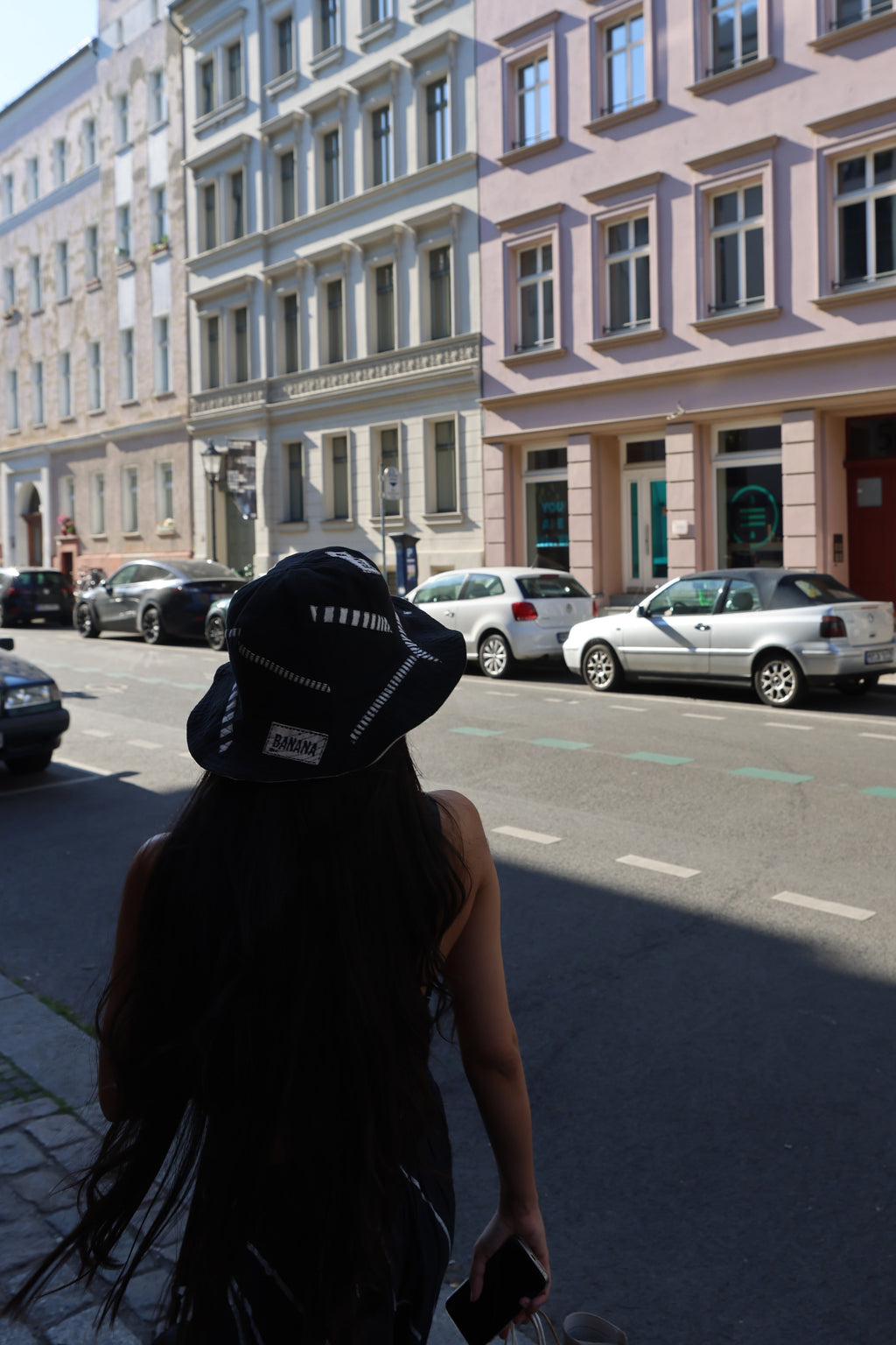 BANANA Reversible Monochrome Strike Hat