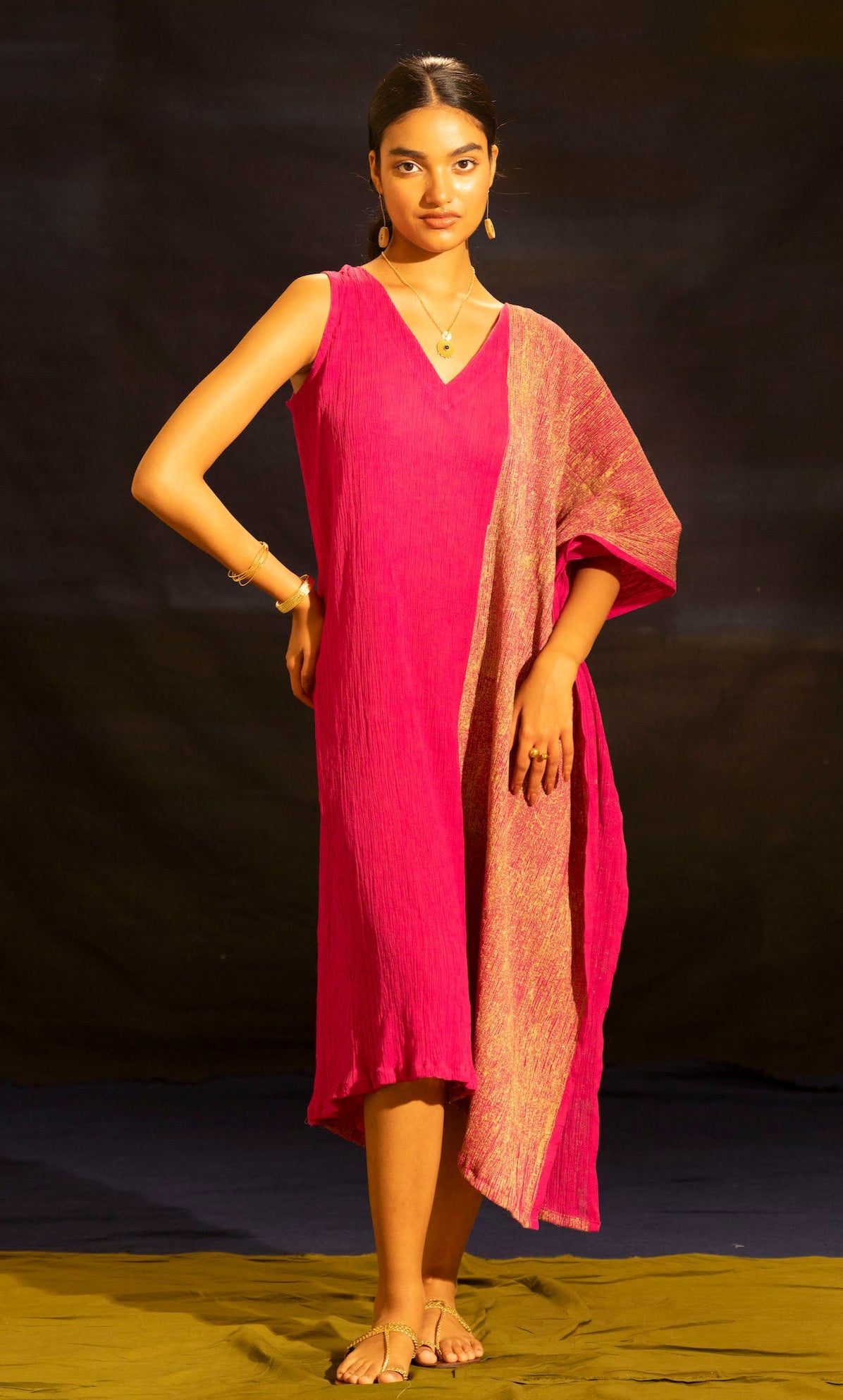 Illume Gold Sided Shocker Pink Kaftan