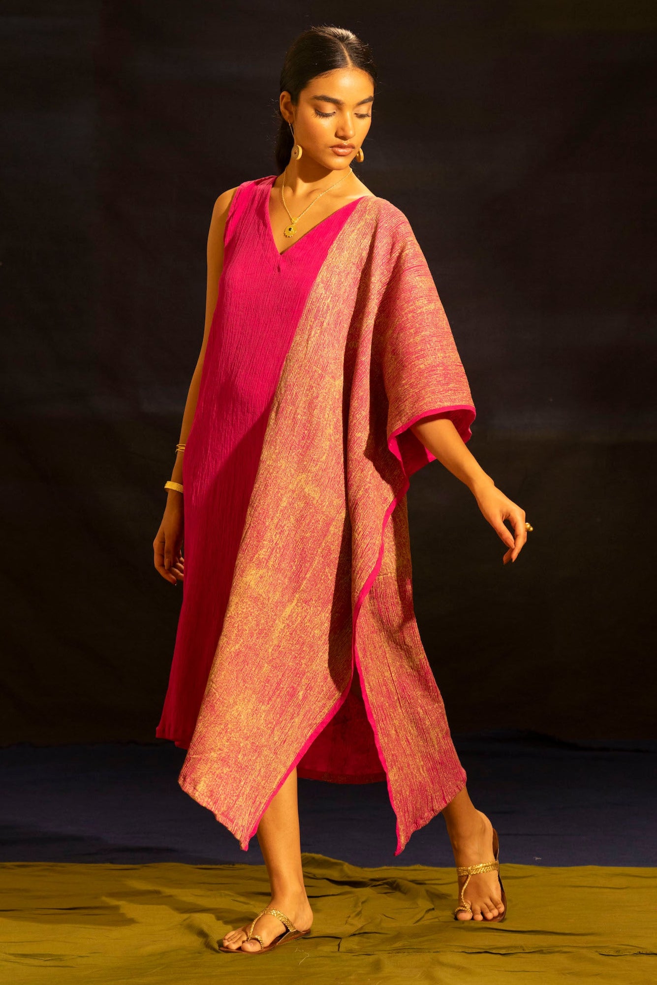 Illume Gold Sided Shocker Pink Kaftan