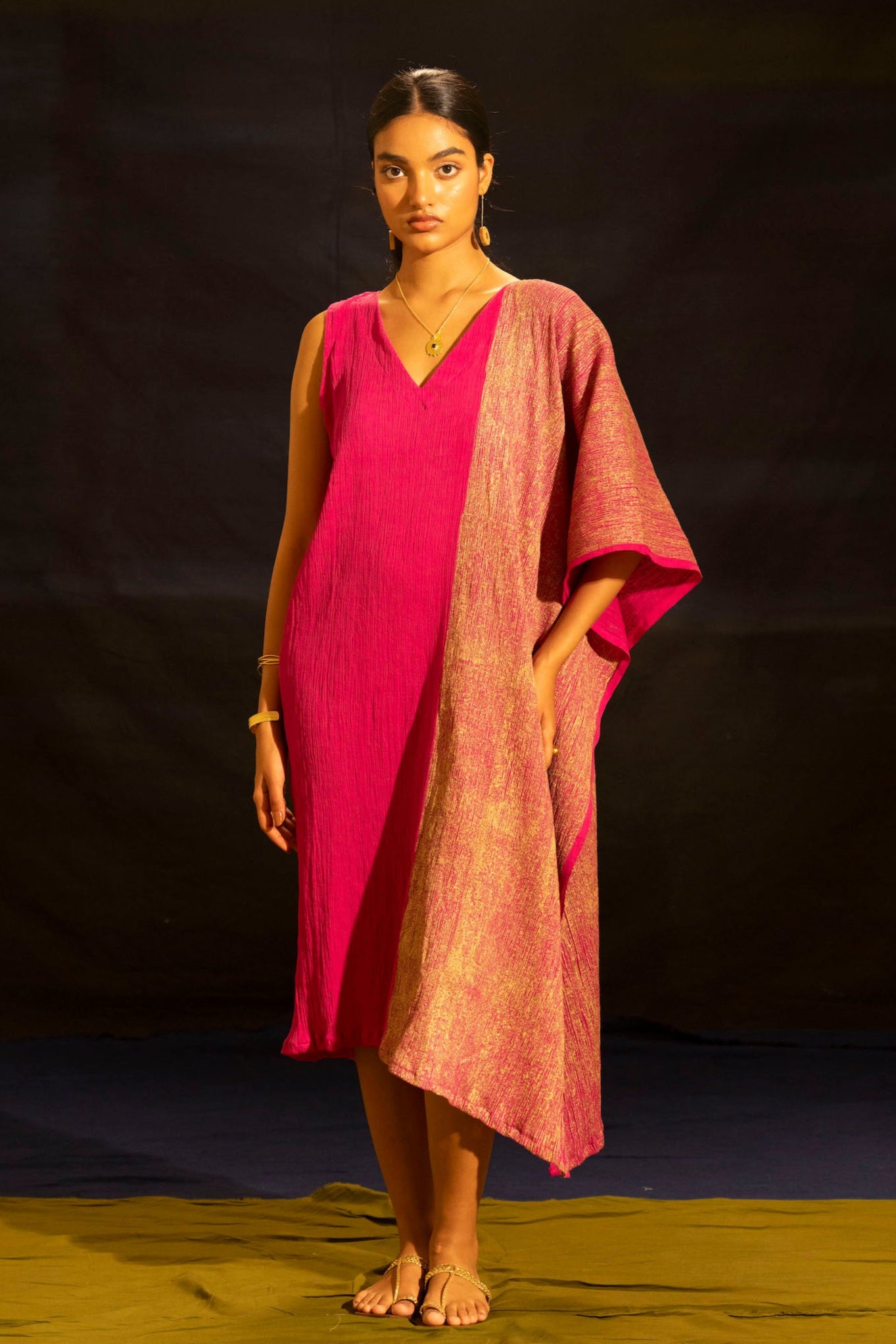 Illume Gold Sided Shocker Pink Kaftan