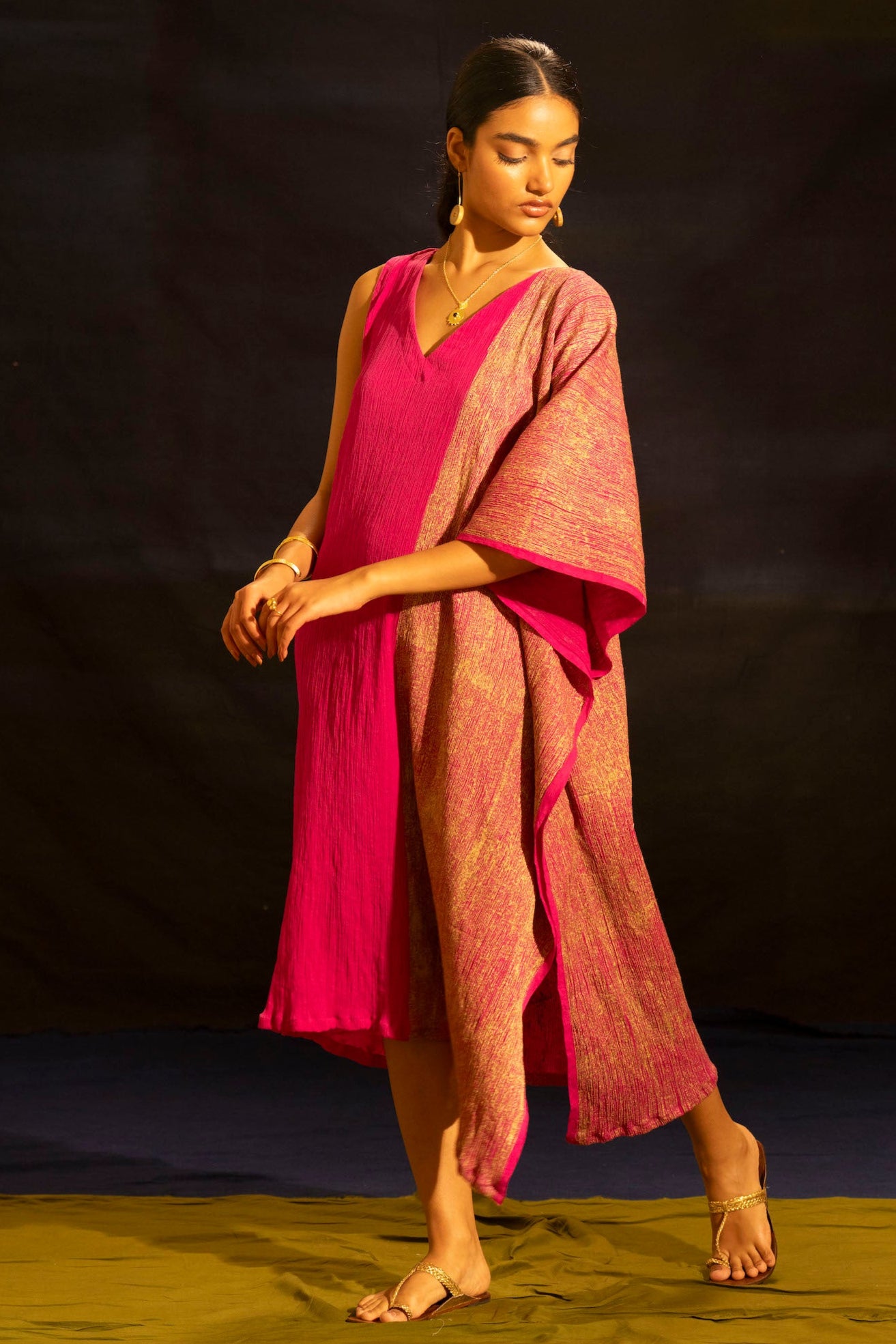 Illume Gold Sided Shocker Pink Kaftan