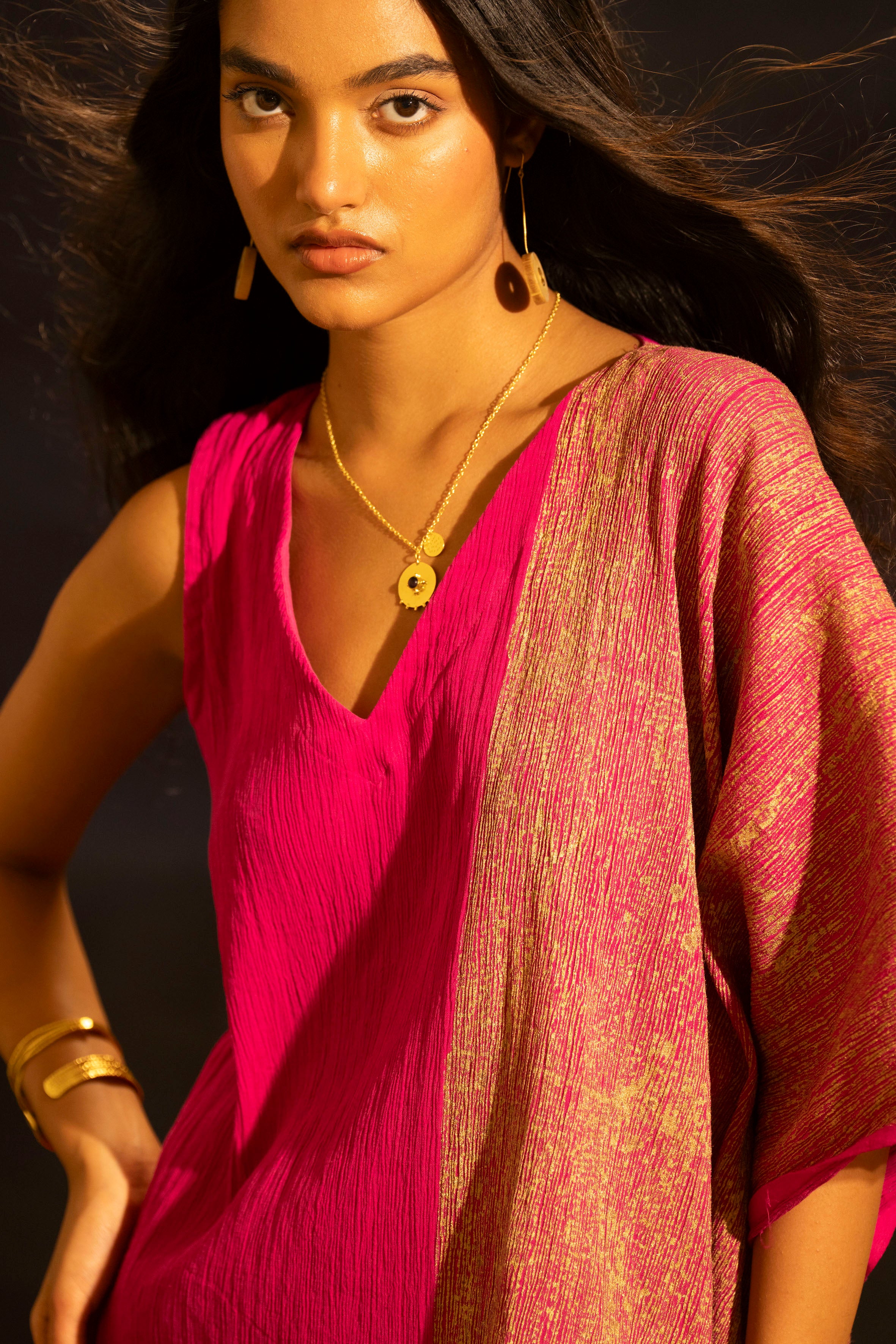 Illume Gold Sided Shocker Pink Kaftan