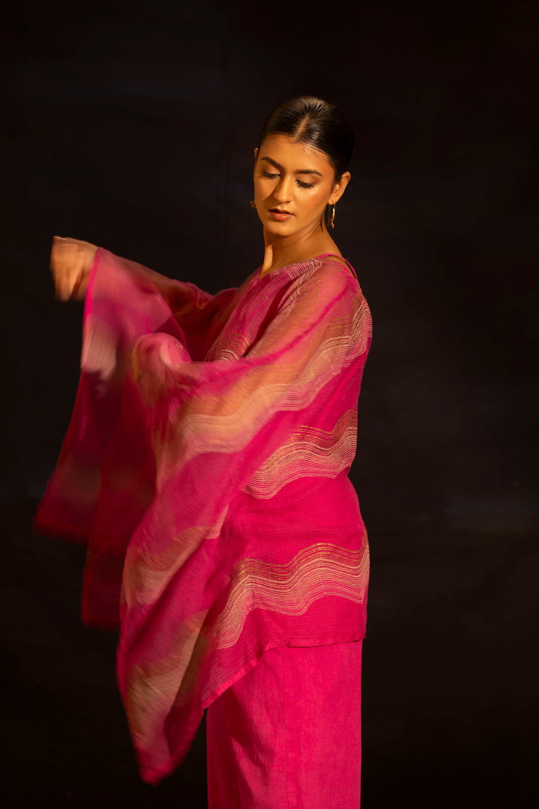Illume Kota-Doria Shocker Pink Kaftan Set with Slip (Set of 3)