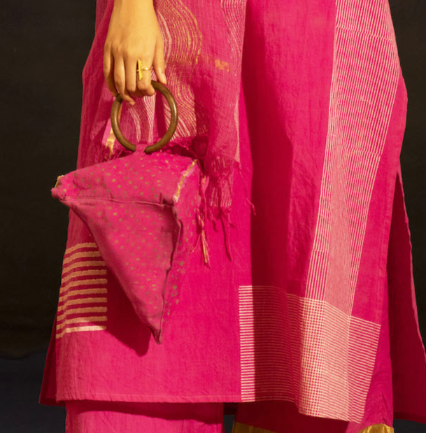 Illume Shocker Pink Prism Bag