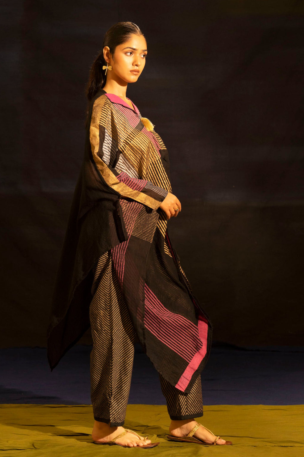 Illume Noir Pink Black Kaftan Coordinate with Slip (Set of 3)