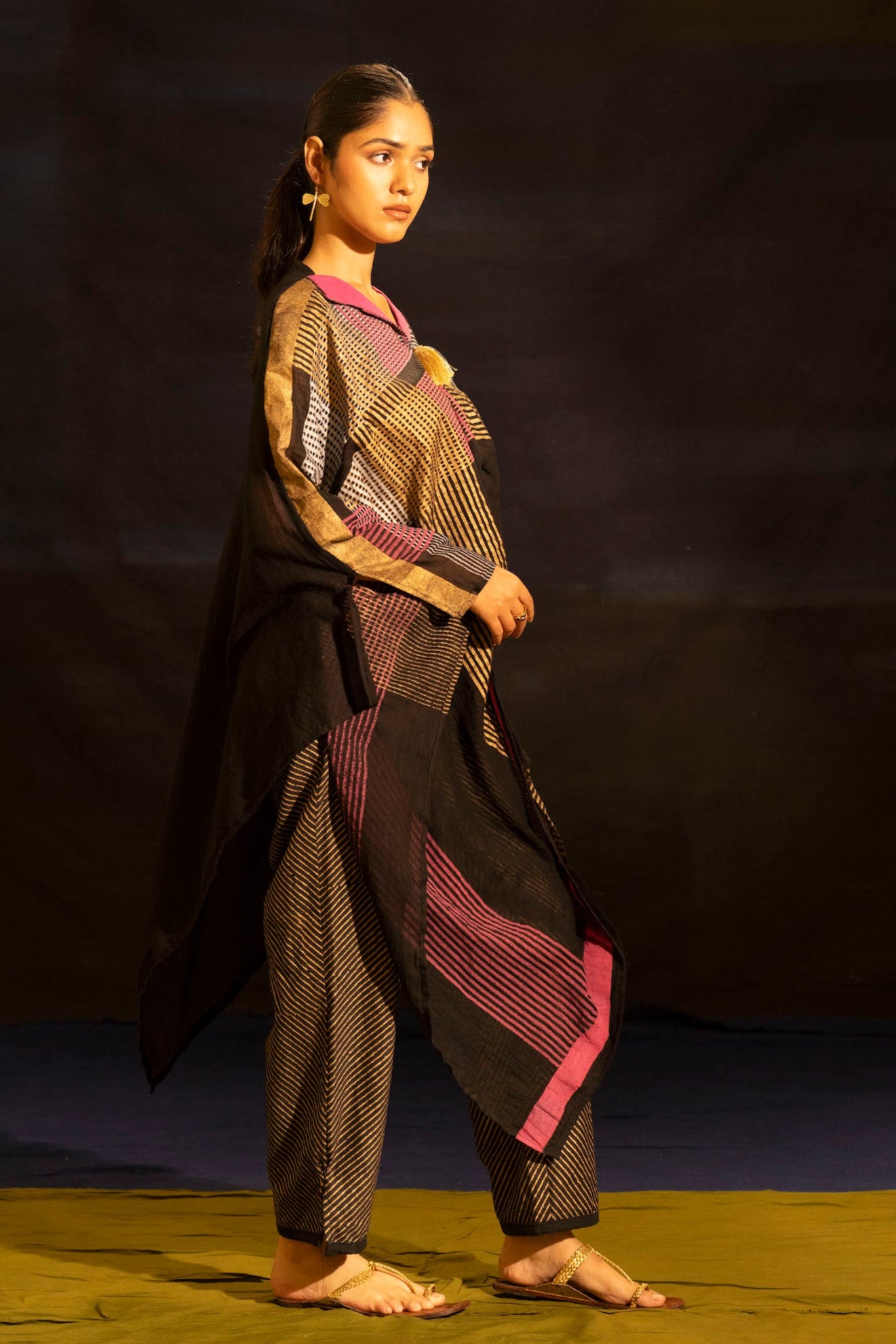 Illume Noir Pink Black Kaftan Coordinate with Slip (Set of 3)