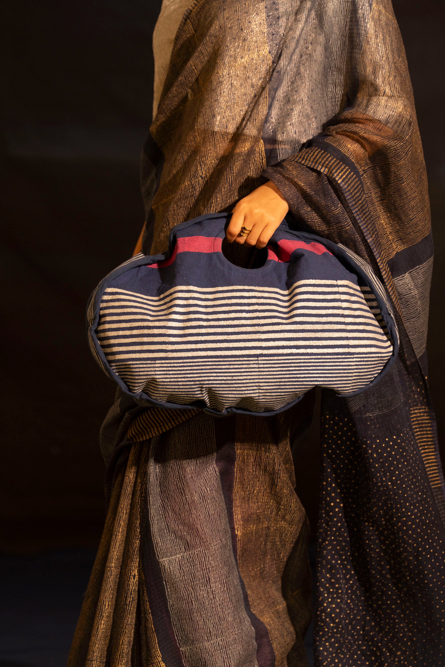 Illume Luma Navy Bag