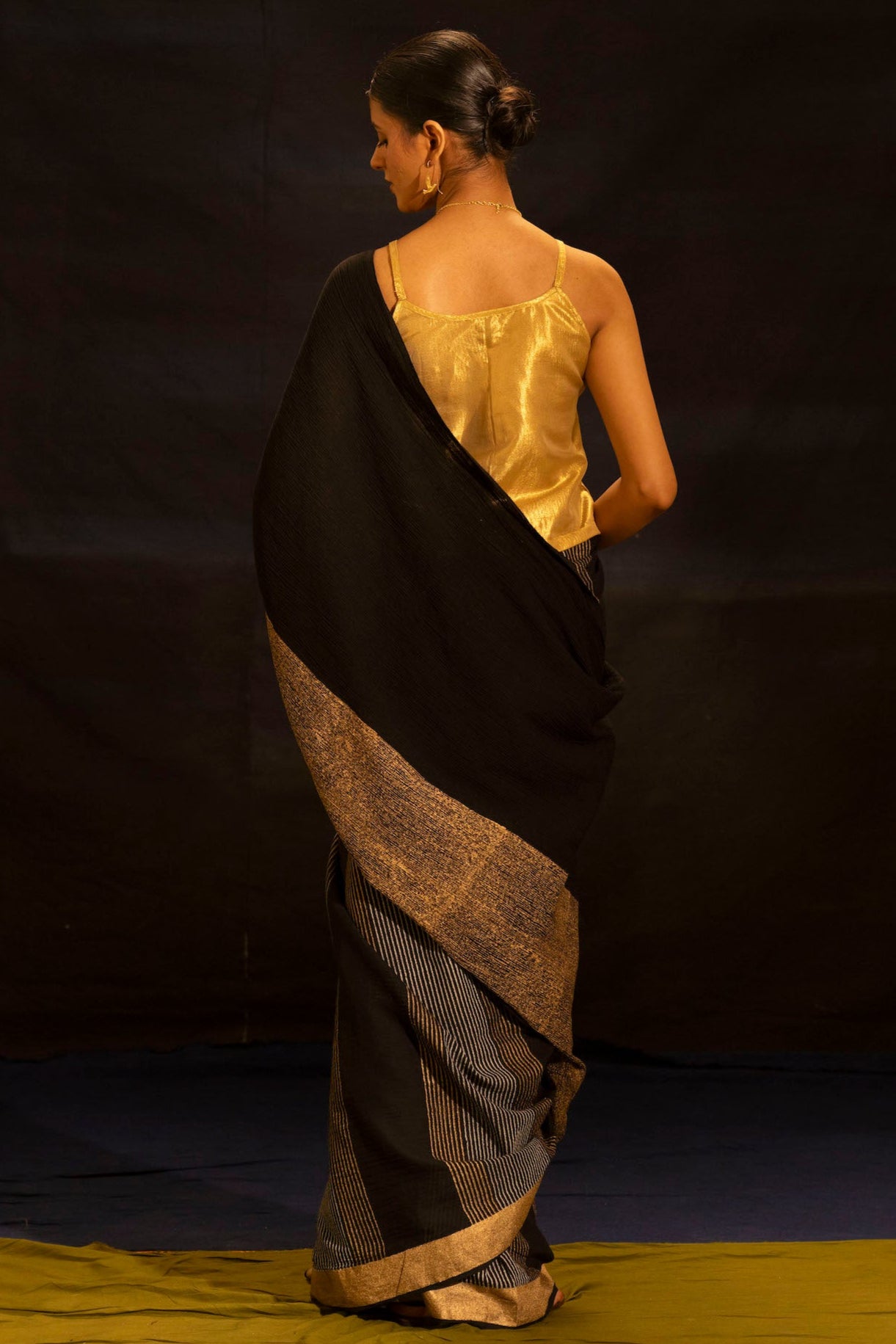 Illume luma Black Saree with Crinkled Pallu