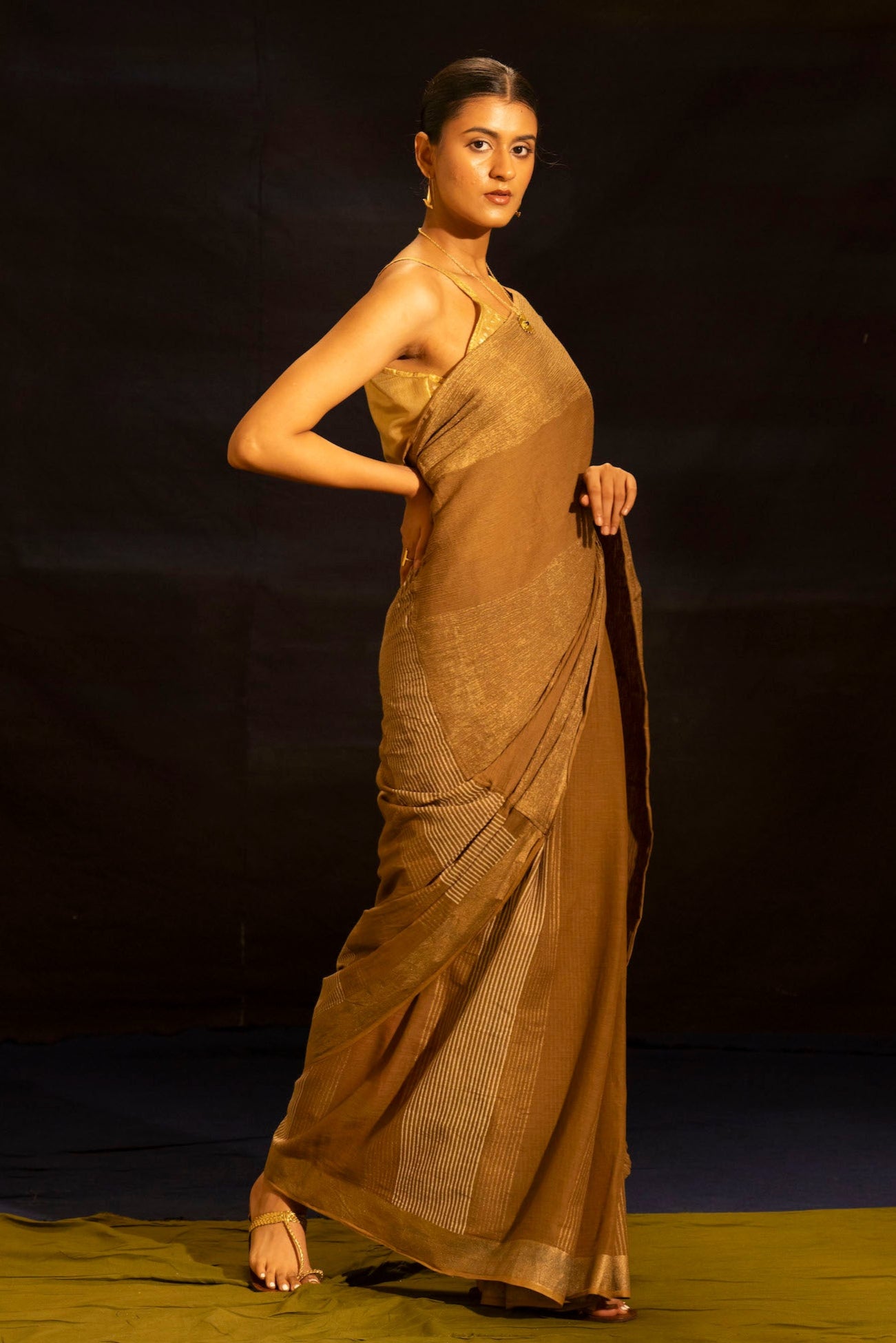 Illume luma Brown Saree with Crinkled Pallu