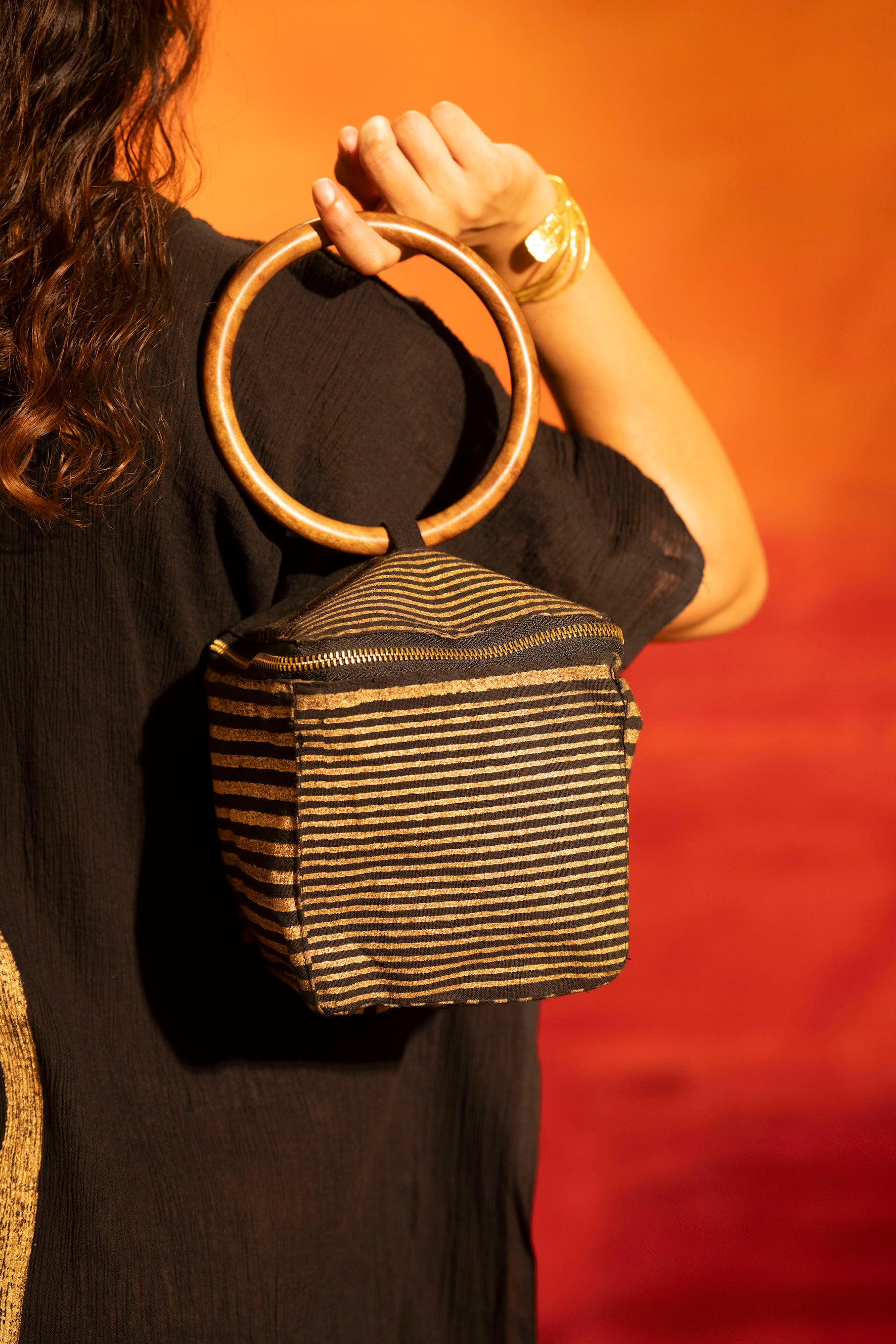 Illume Noir Cube Black Bag