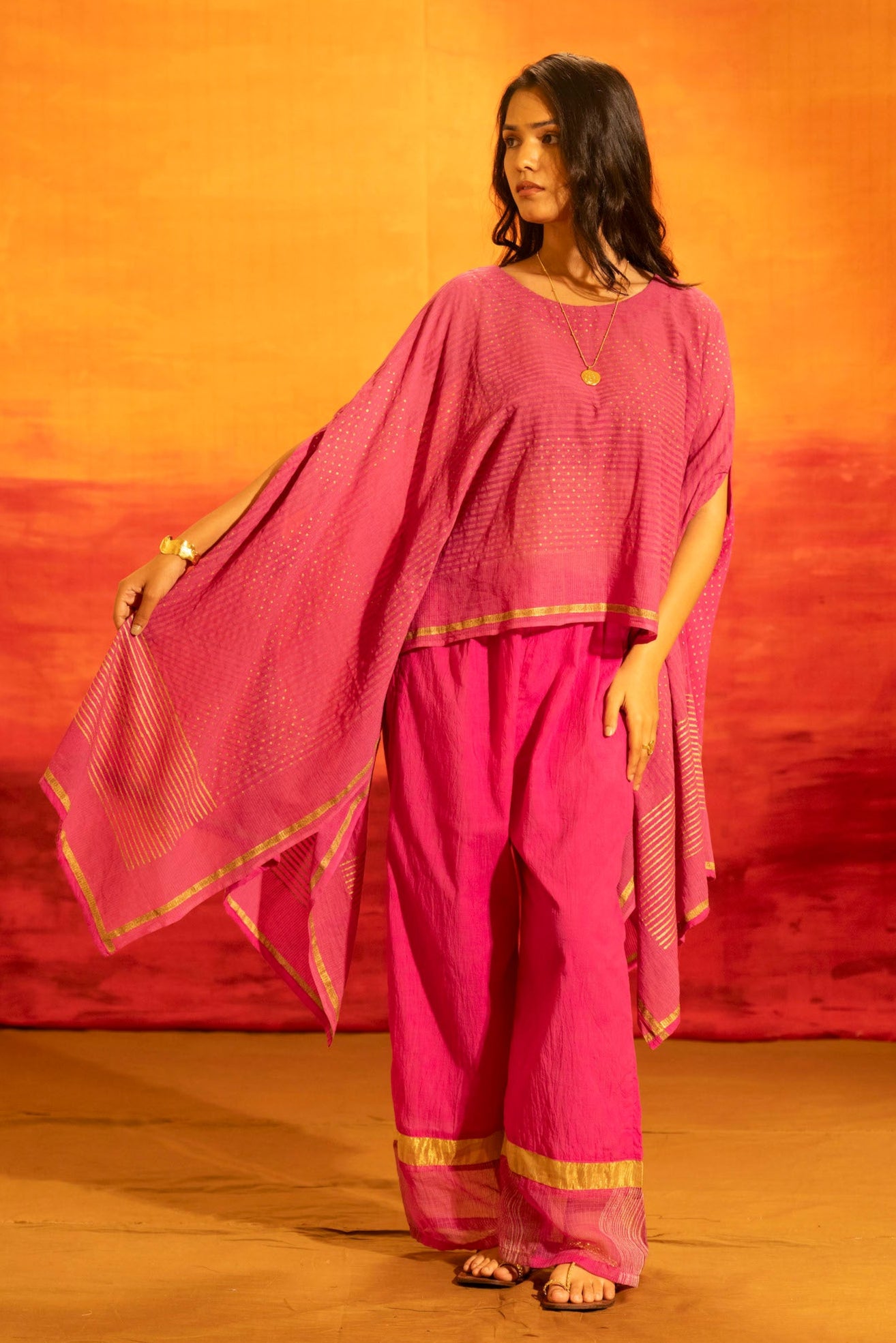 Illume Wind Shocker Pink Kaftan Set with Slip (Set of 2)