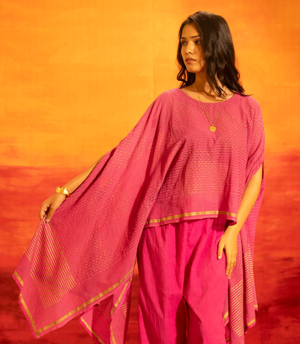 Illume Wind Shocker Pink Kaftan Set with Slip (Set of 2)
