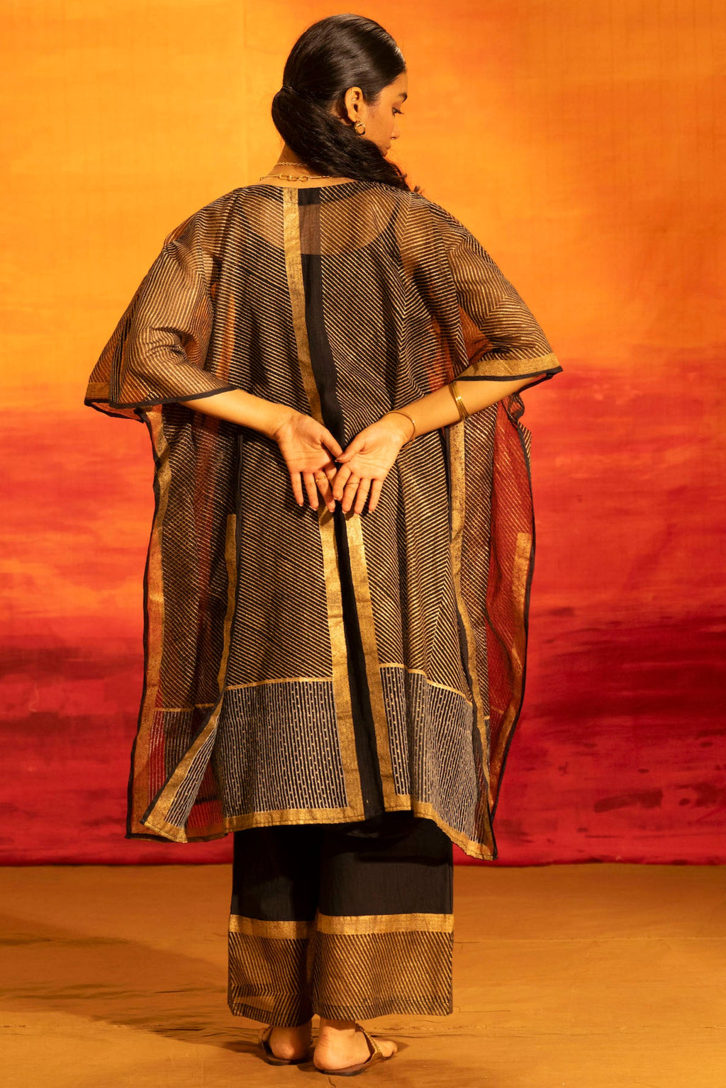 Illume Noir Glaze Kaftan with Slip (Set of 2)