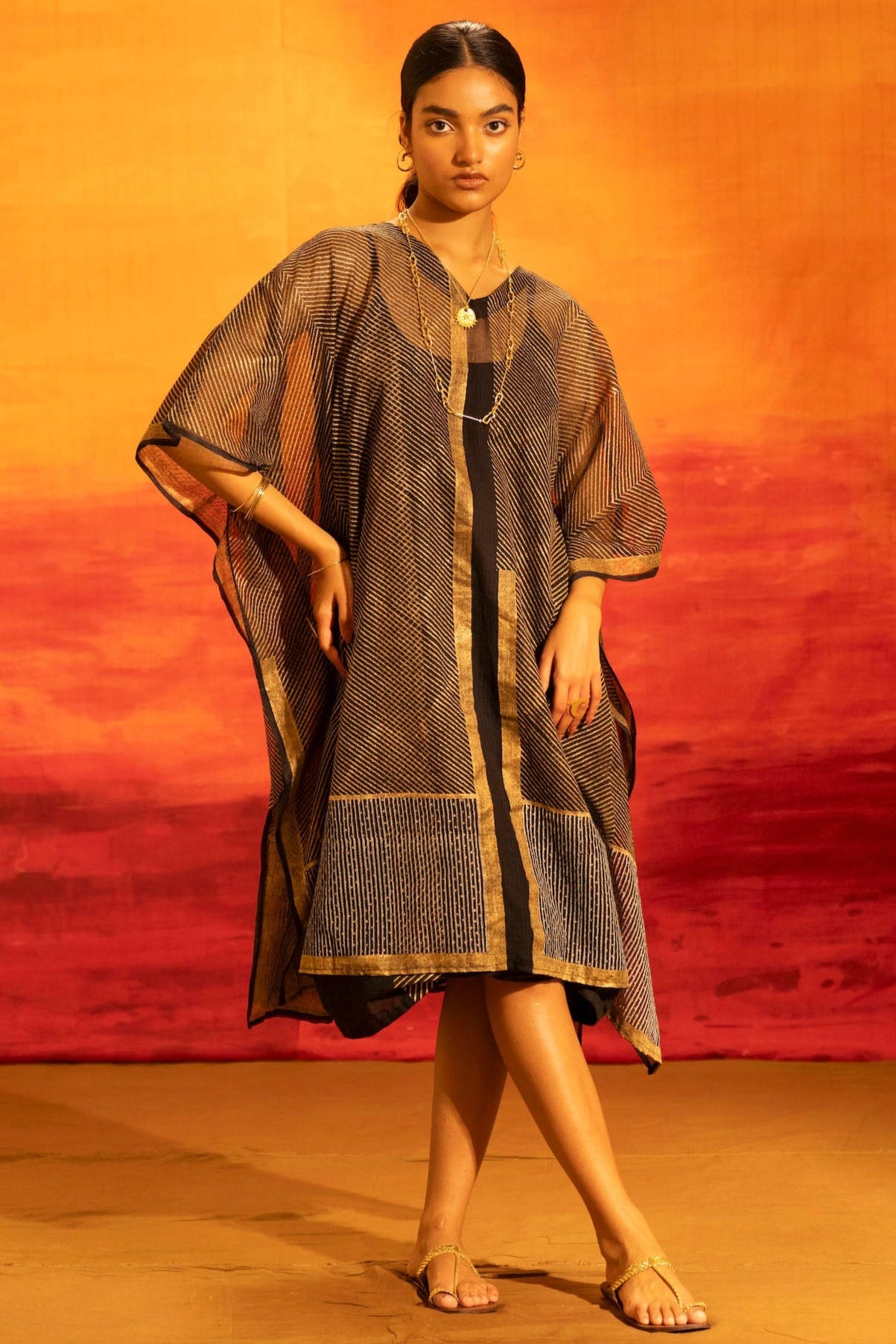 Illume Noir Glaze Kaftan with Slip (Set of 2)