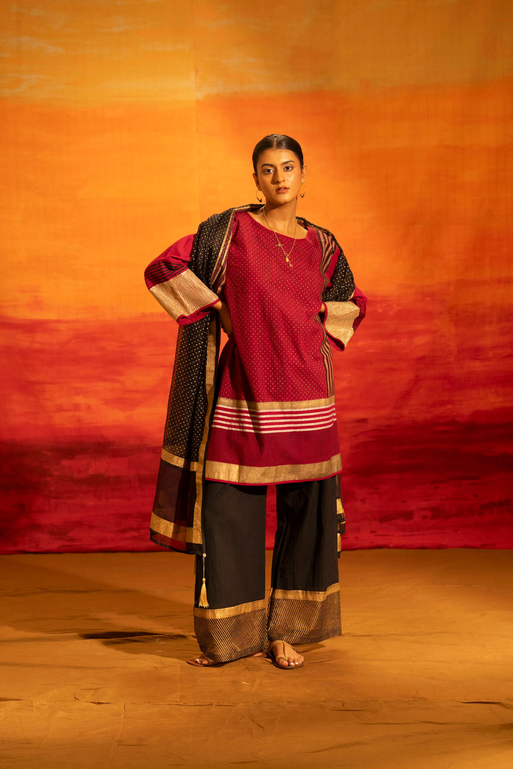Illume Rivet Black Kota-Doria Dupatta