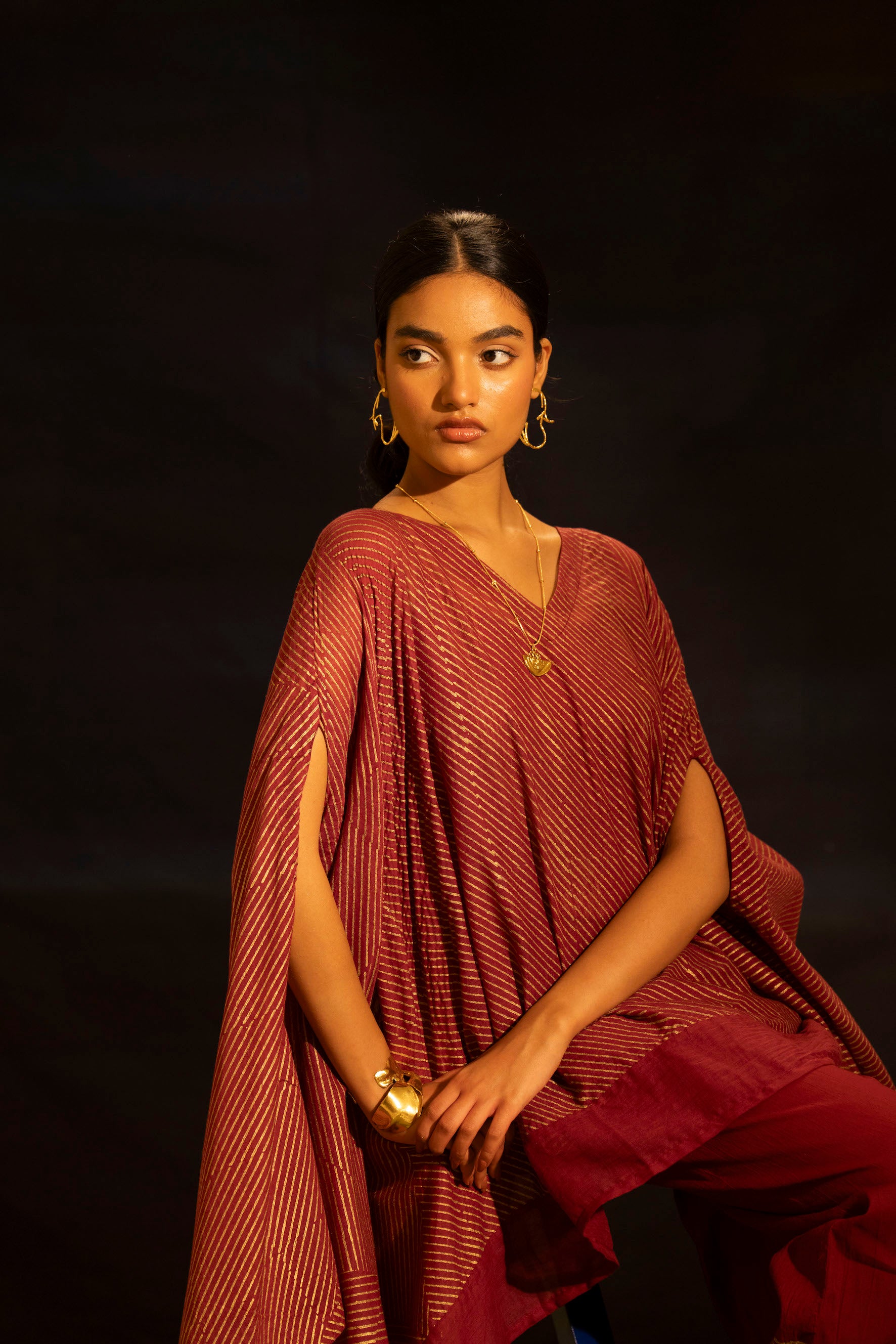 Illume Wind Slant Maroon Gold Kaftan