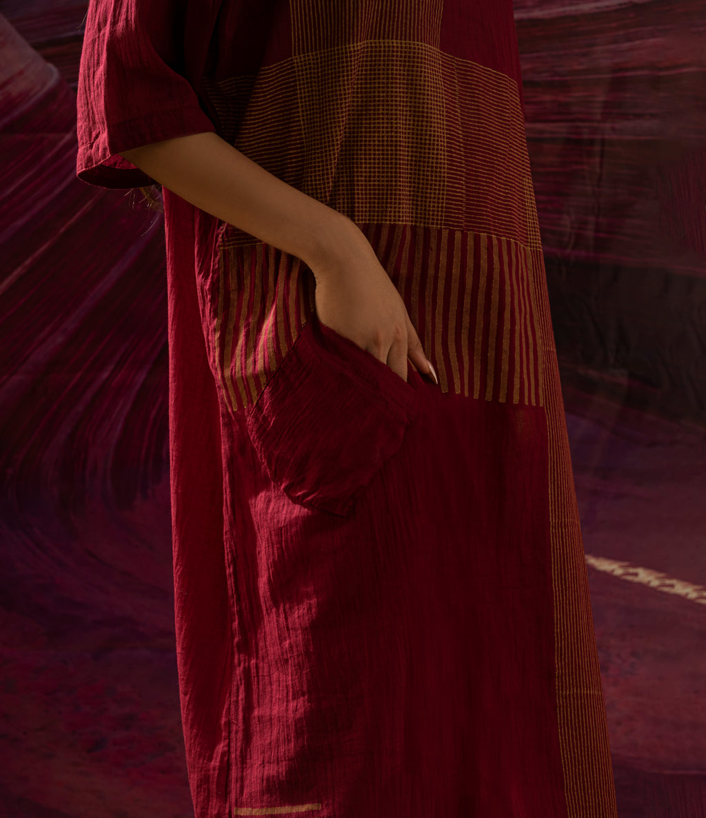 Aurum Chock Block Maroon Kurta set with Dupatta (Set of 3)