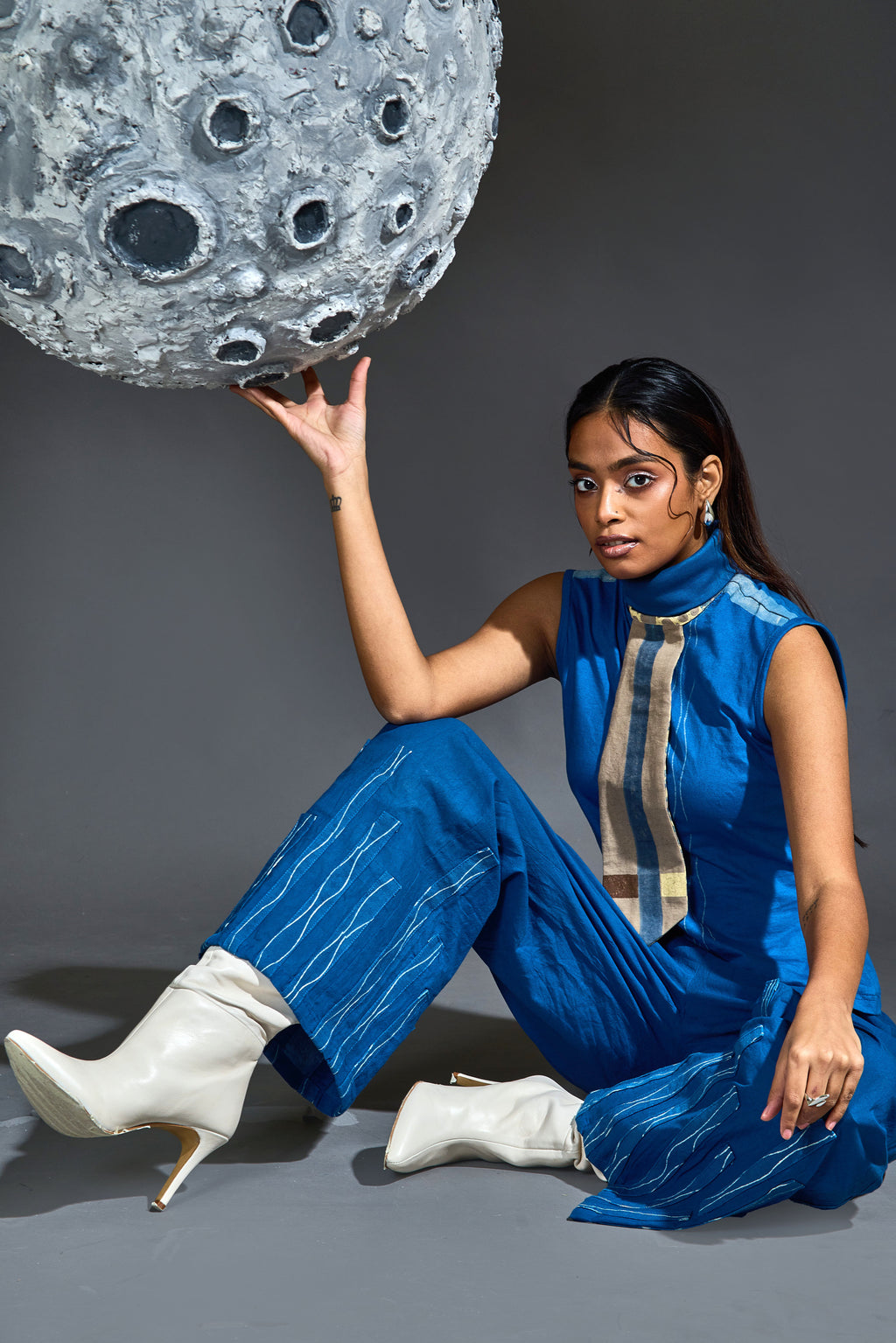 Crater Wave Indigo Coordinate (Set of 2)