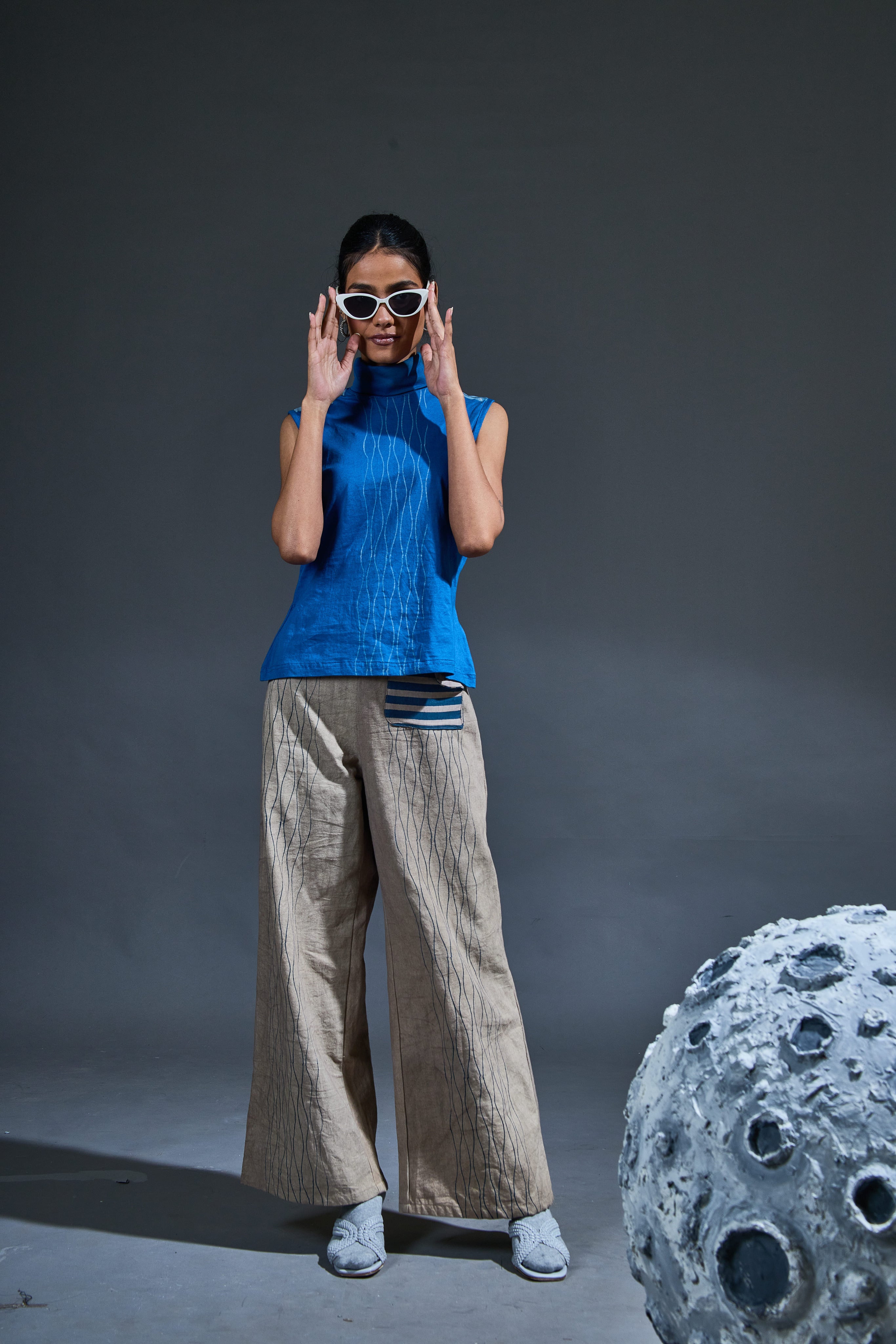 Crater Wave Indigo Grey Coordinate (Set of 2)