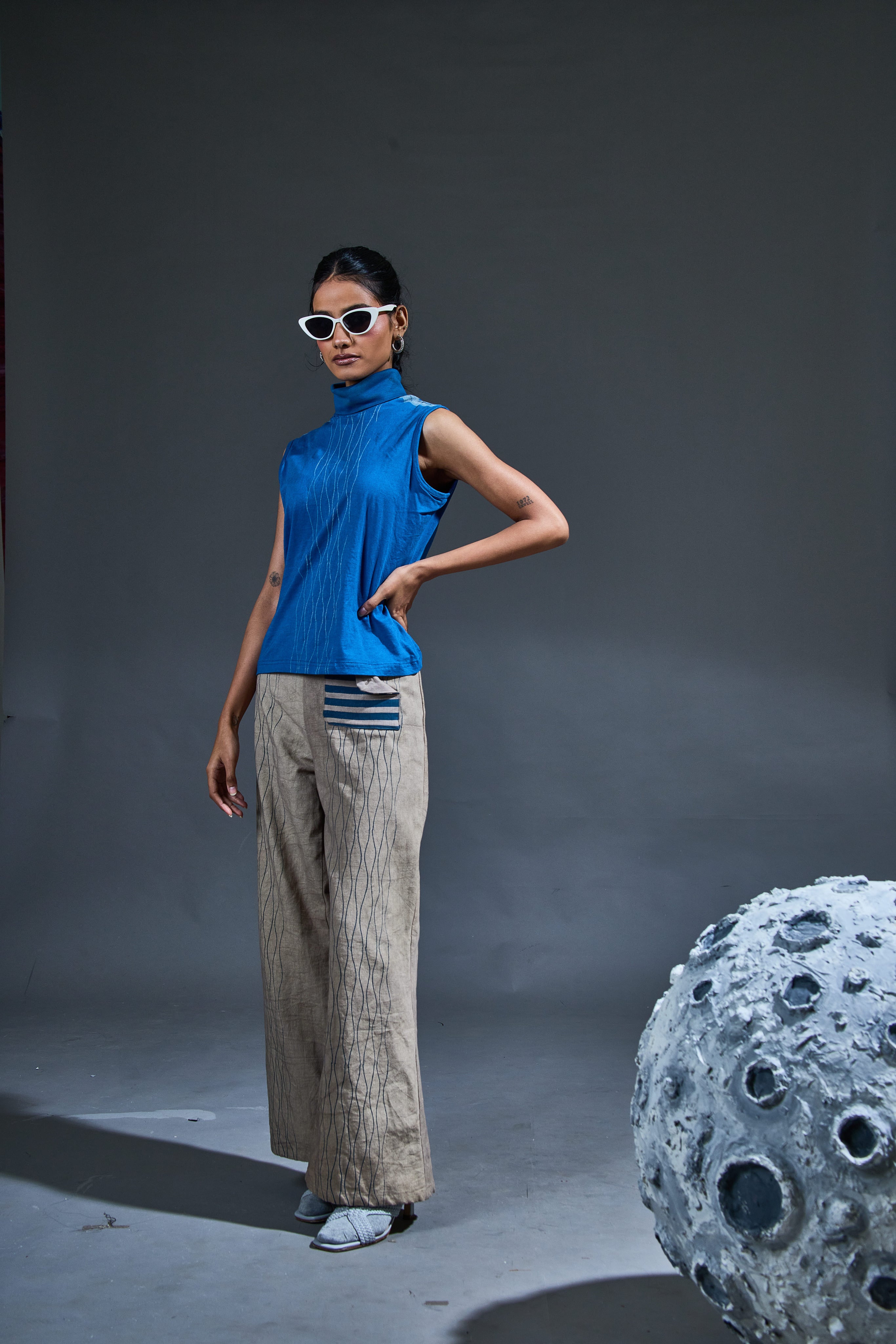 Crater Wave Indigo Grey Coordinate (Set of 2)