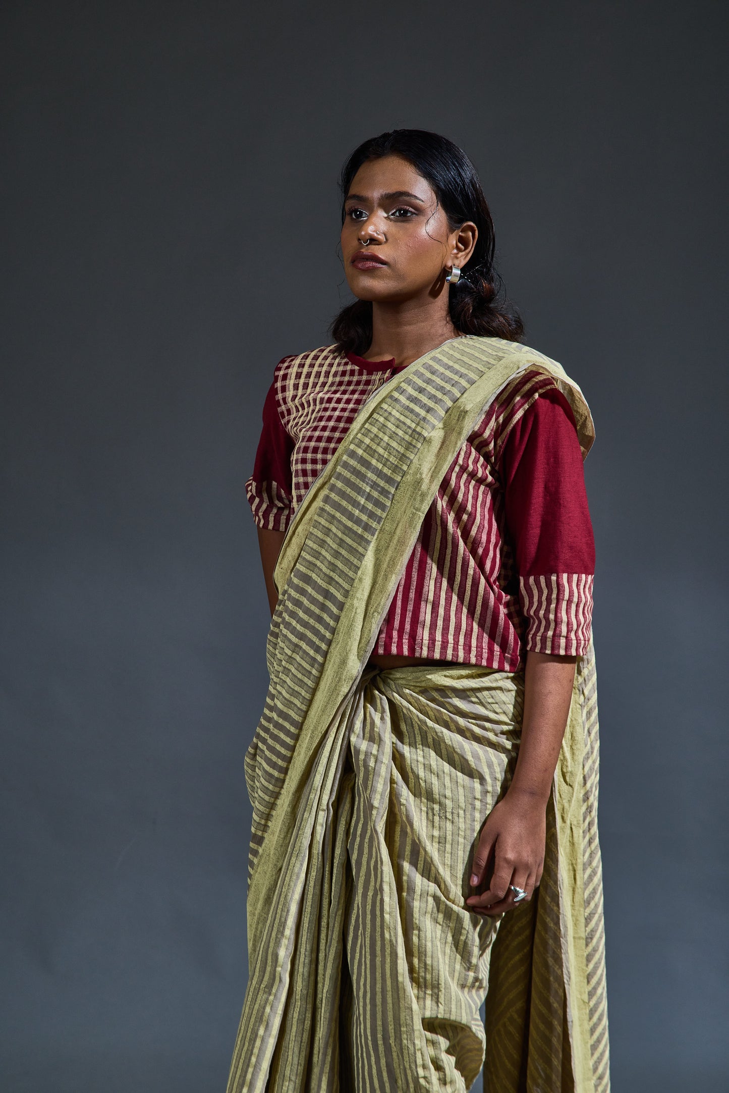 Crater Cream Saree with Maroon Blouse (Set of 2)