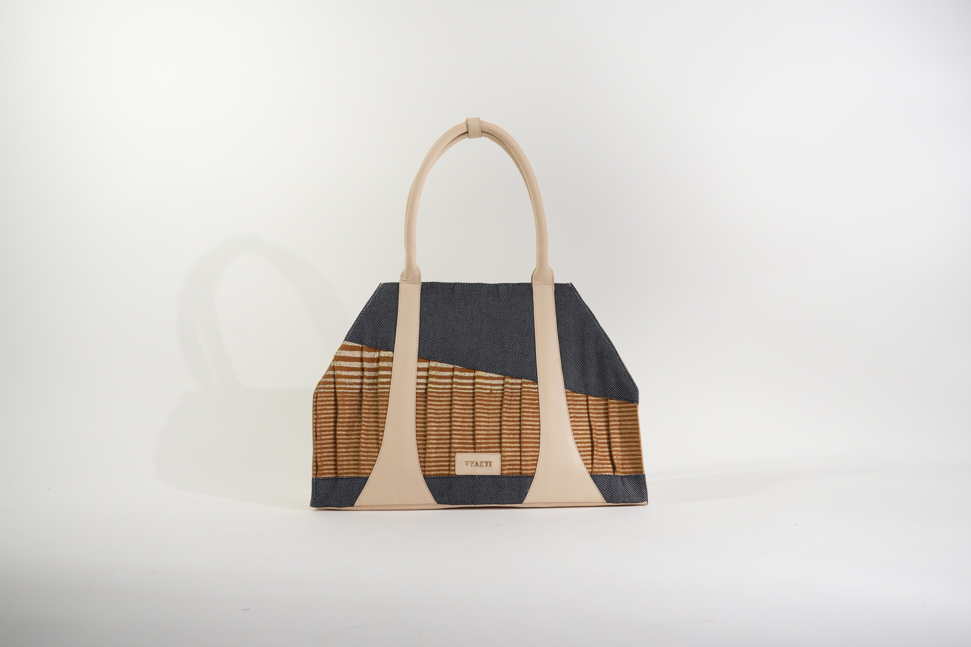 BANANA labs X VYAKTI  Bento Denim Bag | Sequence