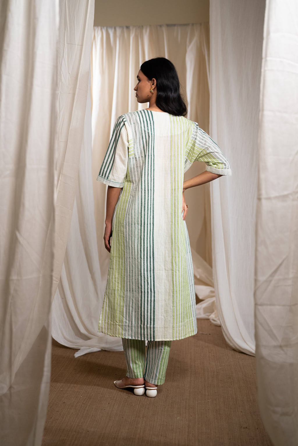 MARINA Skyline Kurta and Bottom (Set of 2)
