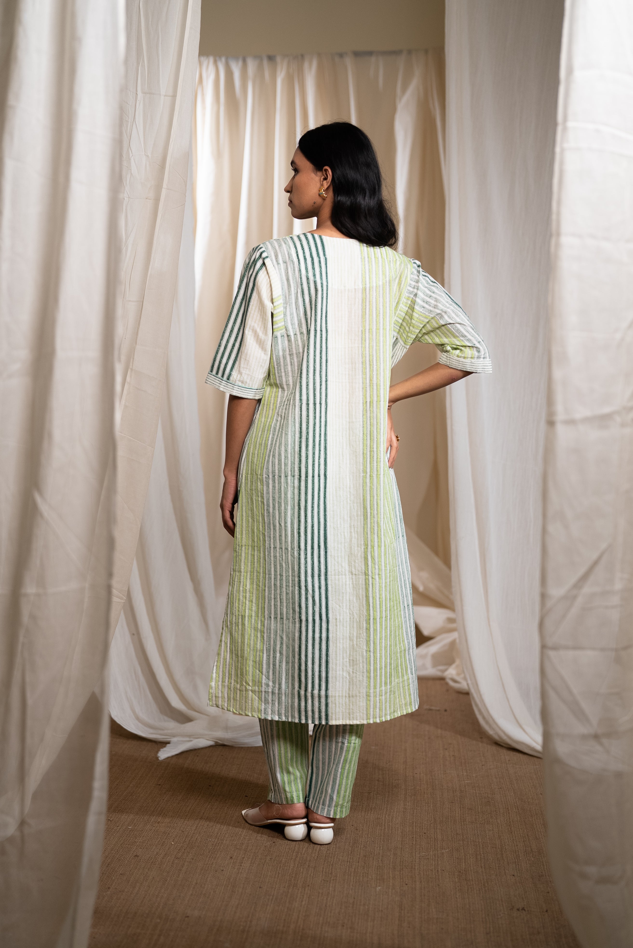 MARINA Skyline Kurta and Bottom (Set of 2)