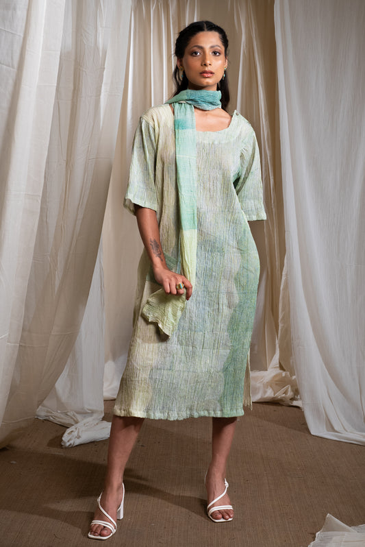 MARINA crinkled texture dress with stole