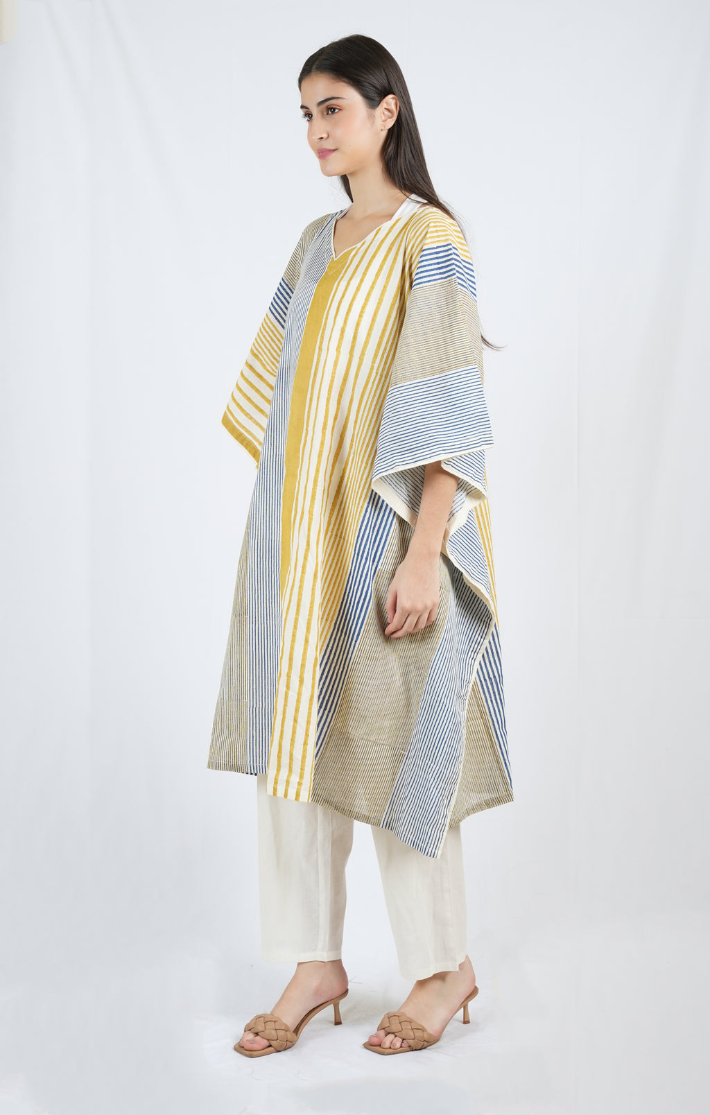Meddle Blue V Neck Kaftan with Pants