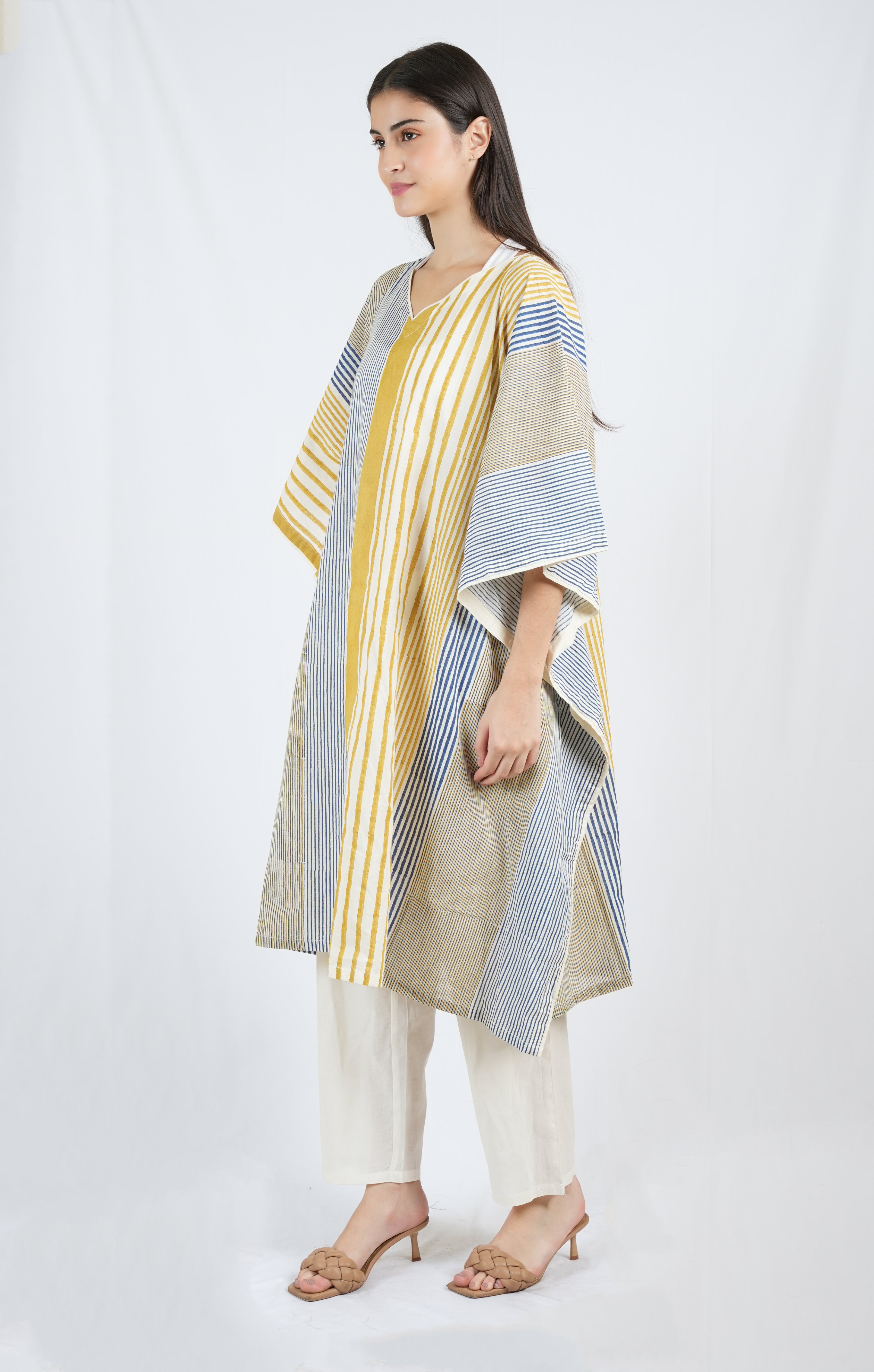 Meddle Blue V Neck Kaftan with Pants