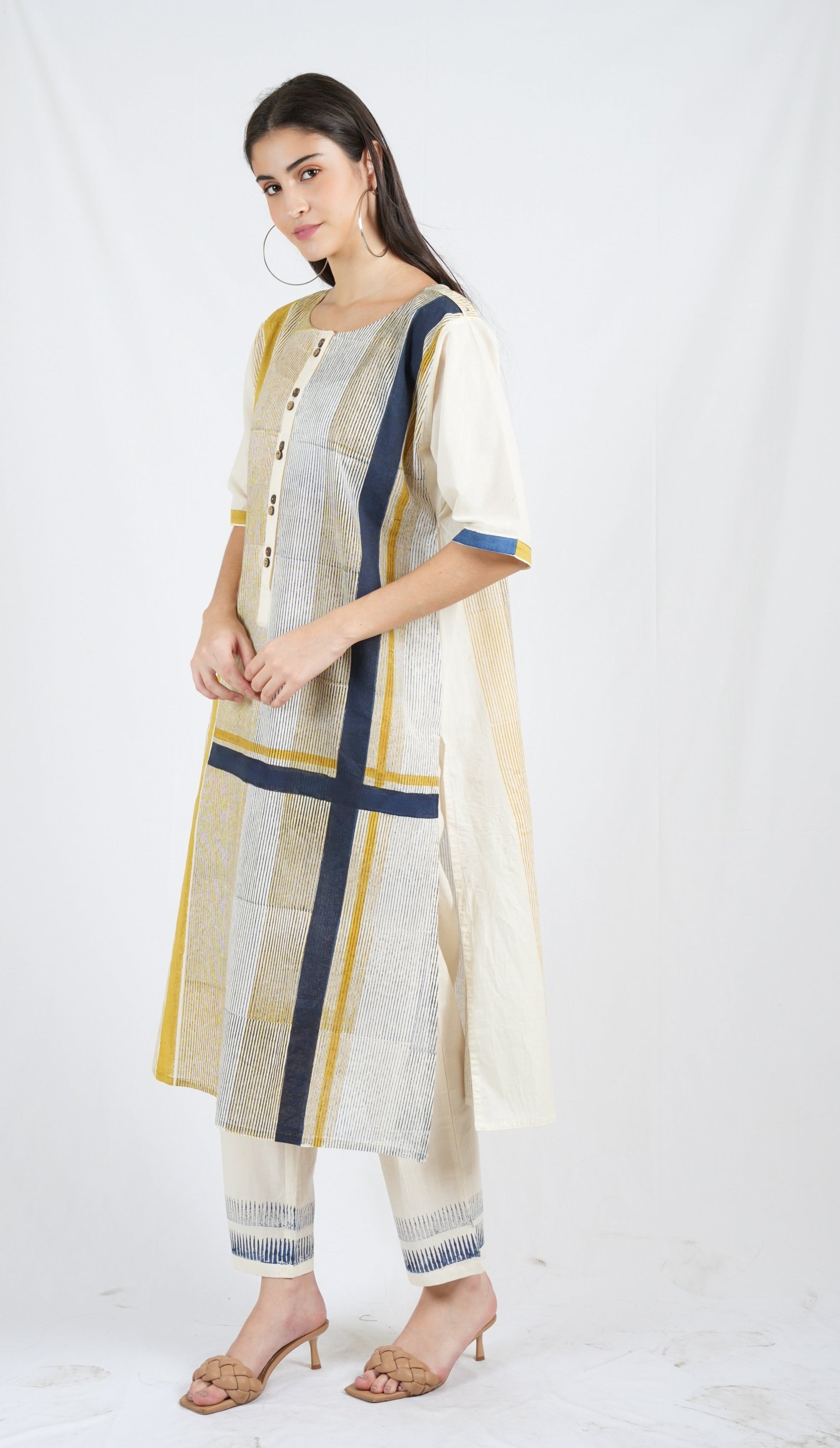 Total Twister Kurta