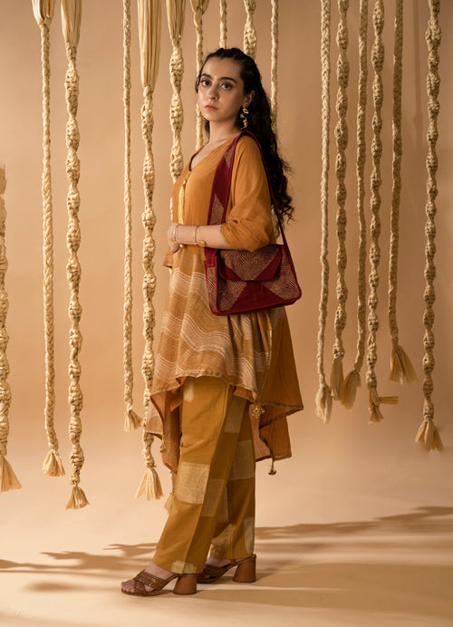Aurum Mustard Kaftan with Pants (Set of 2) - BANANA labs