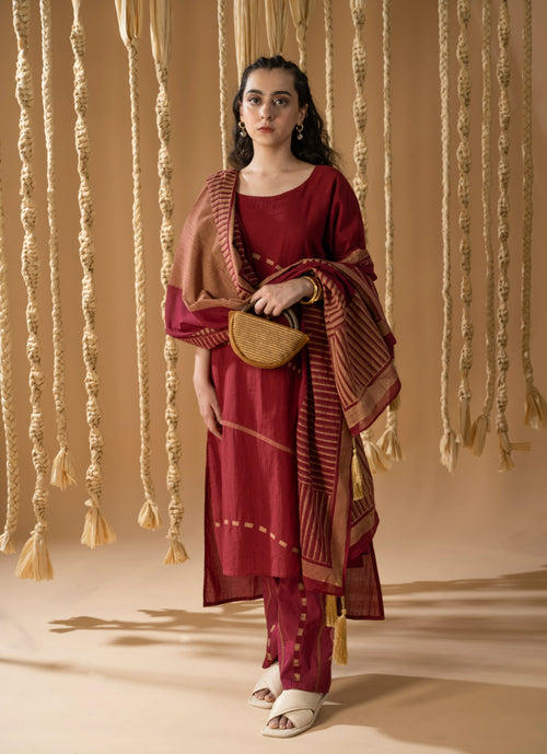 Aurum Trail Kurta Set with Dupatta (Set of 3) - BANANA labs