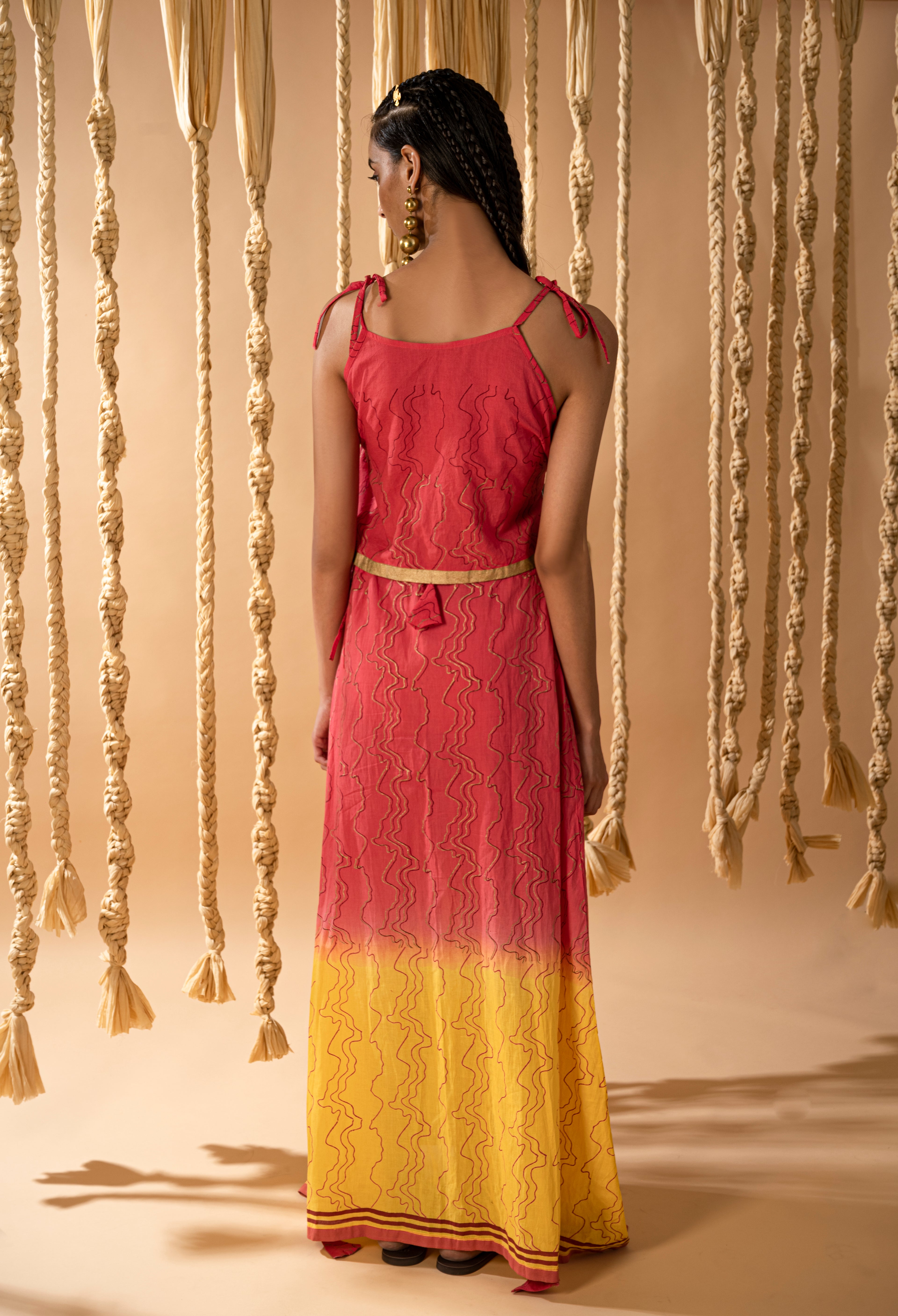 Aurum Ombre Waves Lehnga with overcoat (Set of 3)