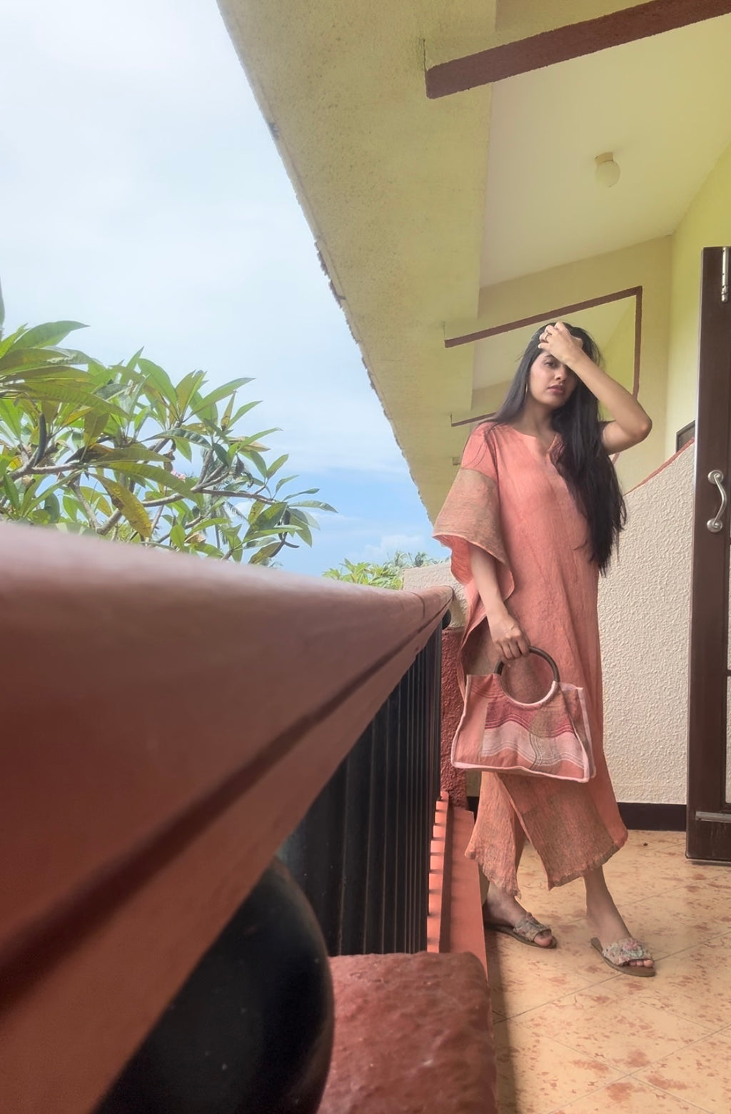 Aurum Gold-sided peach kaftan