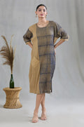 Beige Navy Crossroads Dress - BANANA labs