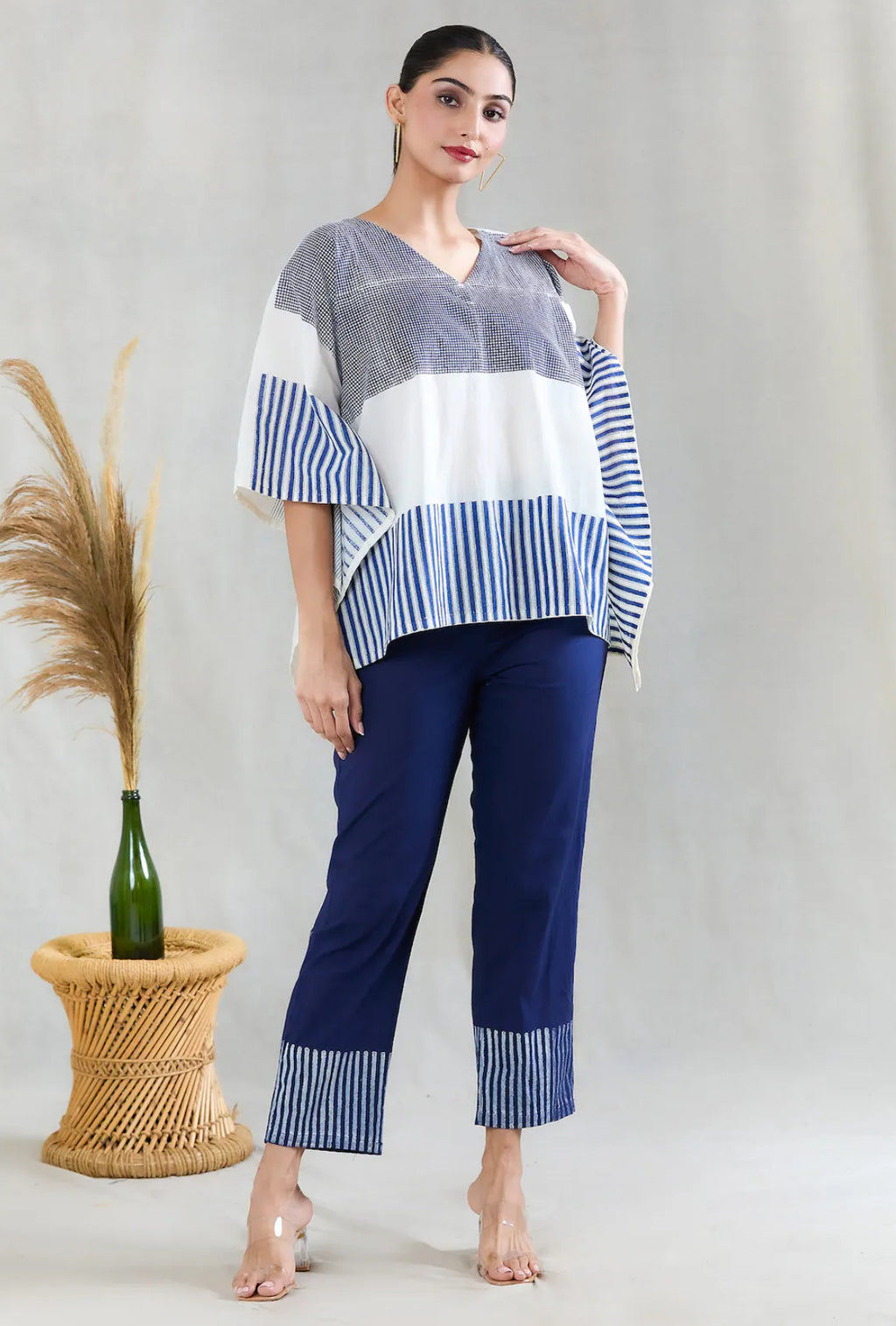 White and Navy Short Kaftan with Pants (Set of 2)