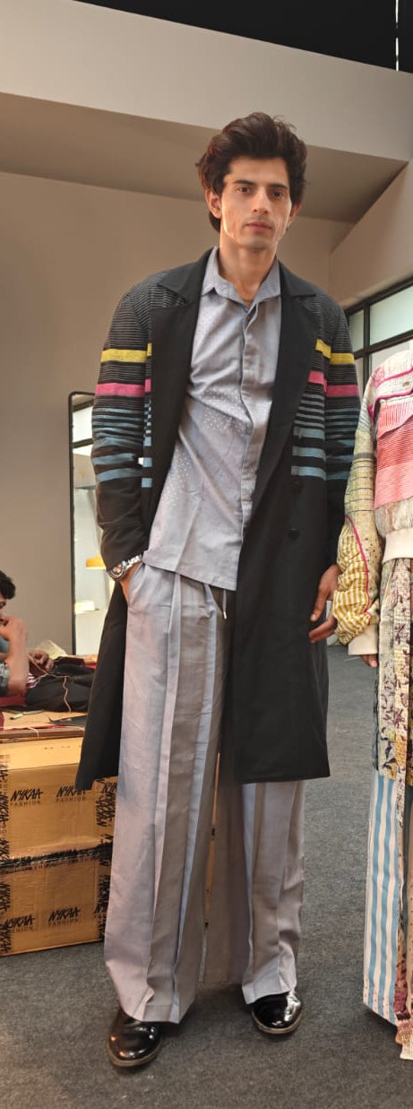 BANANA labs X Linetribe| Kaynaat Trench Coat Unisex Coorinnate (Set of 3)| Pitch To Get Rich Edition (Copy)