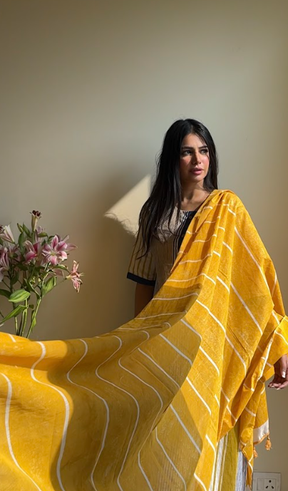 Doppler Kurta And Sunshine Dupatta Set of 3