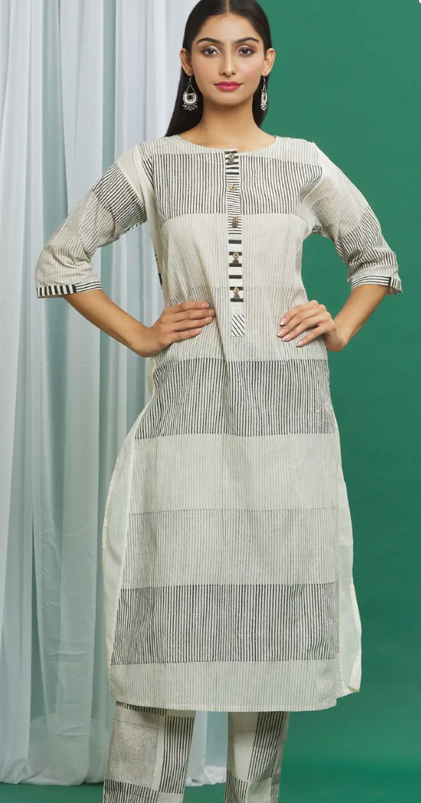 Black Cotton Round Neck Printed Kurta